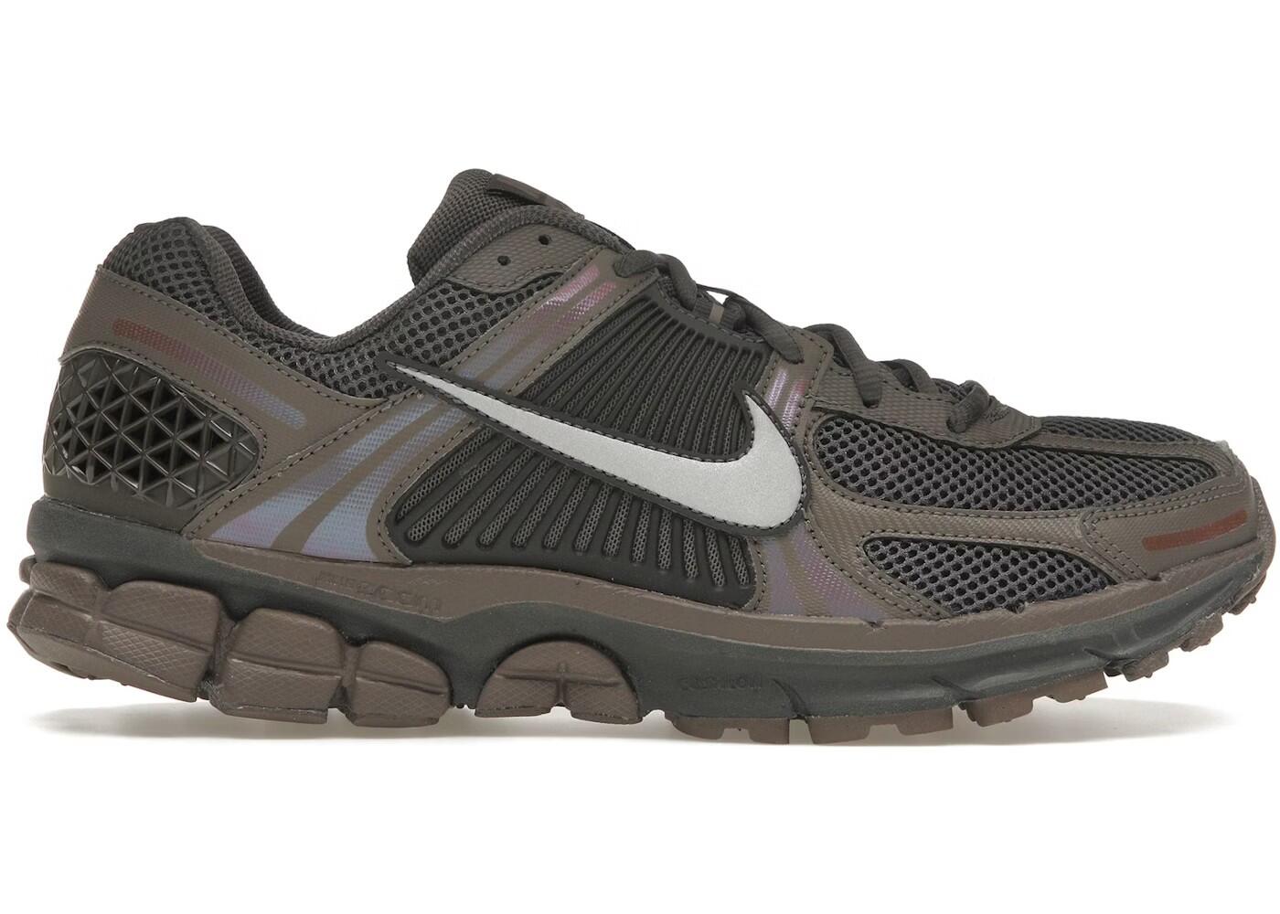 NIKE picture
