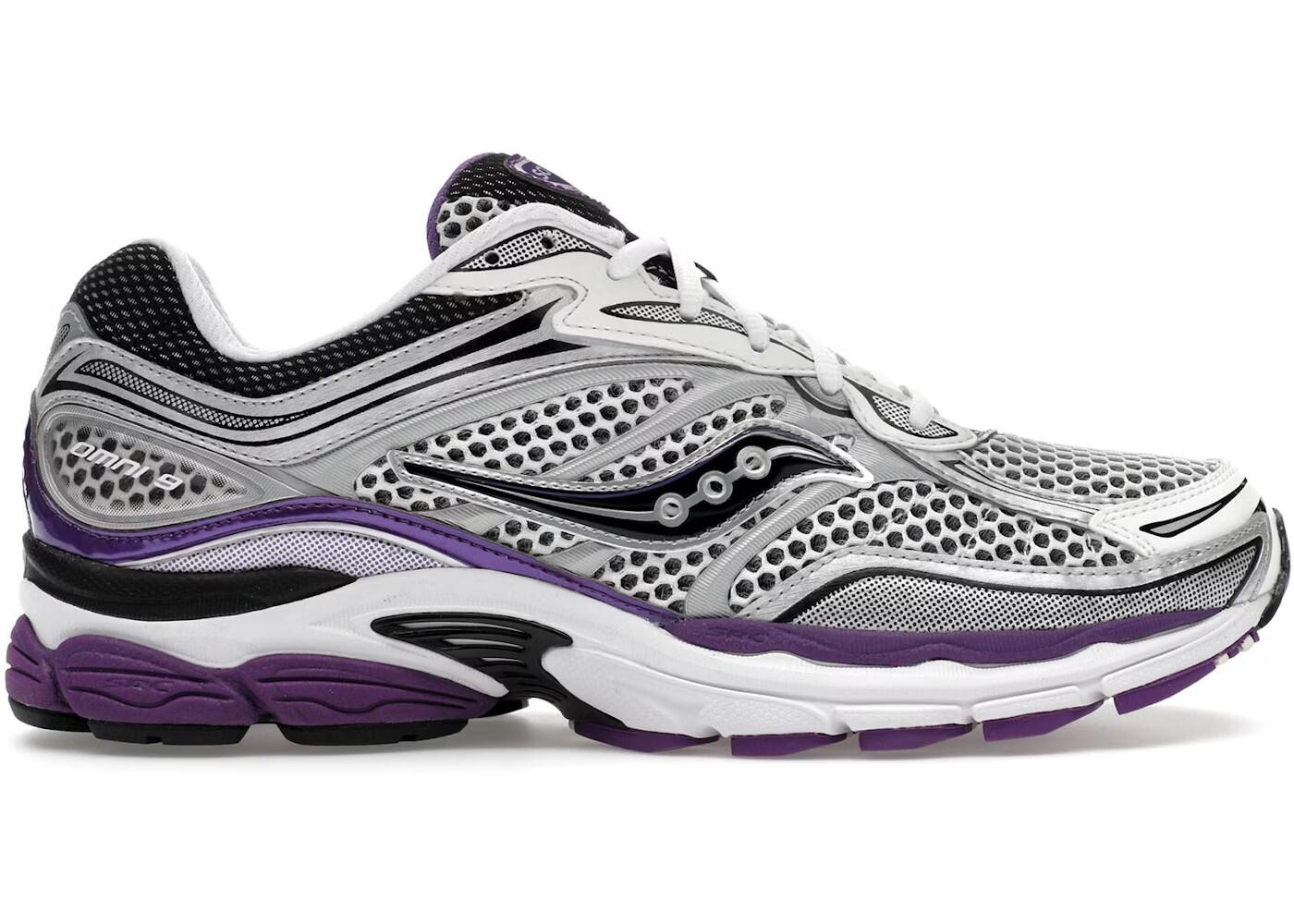 SAUCONY picture