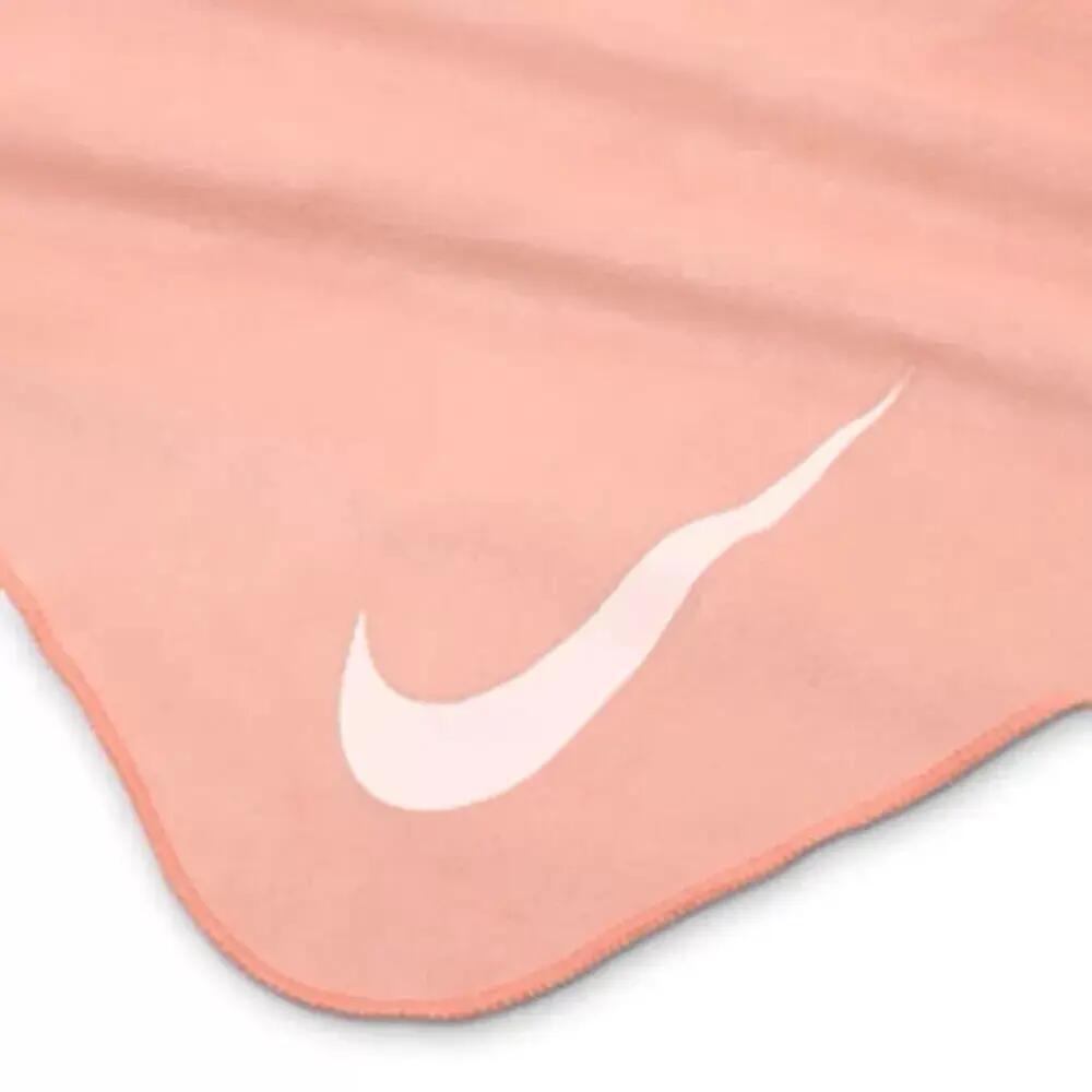 Nike N1010546-809 Yoga Havlusu 2/2