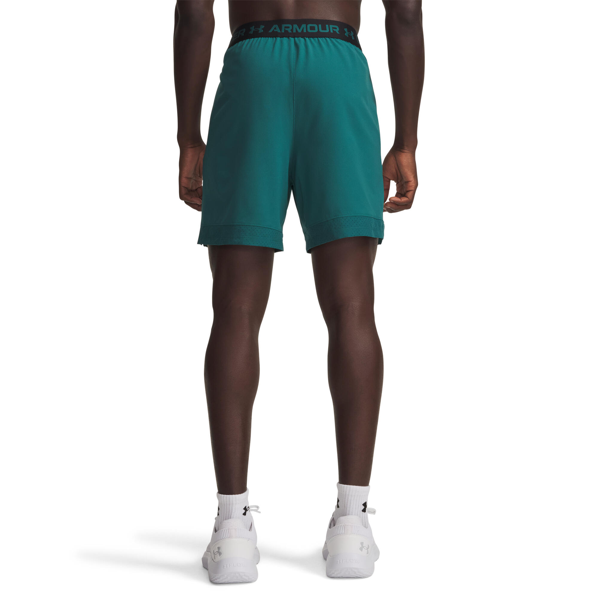 Under Armour Herren Shorts Vanish Woven 6in Shorts 1373718 2/5