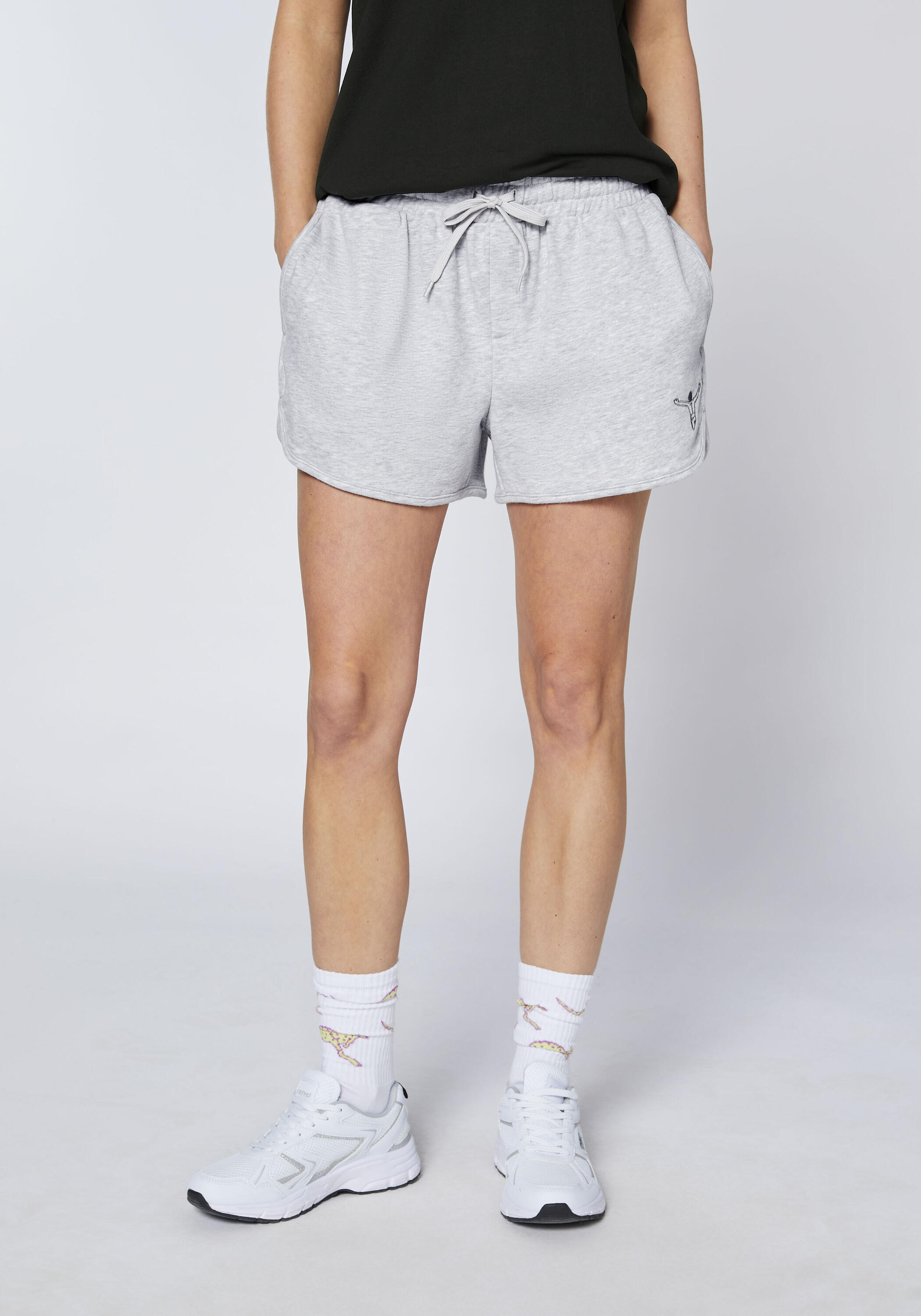 Sweatshorts mit Seitenschlitz 3/7