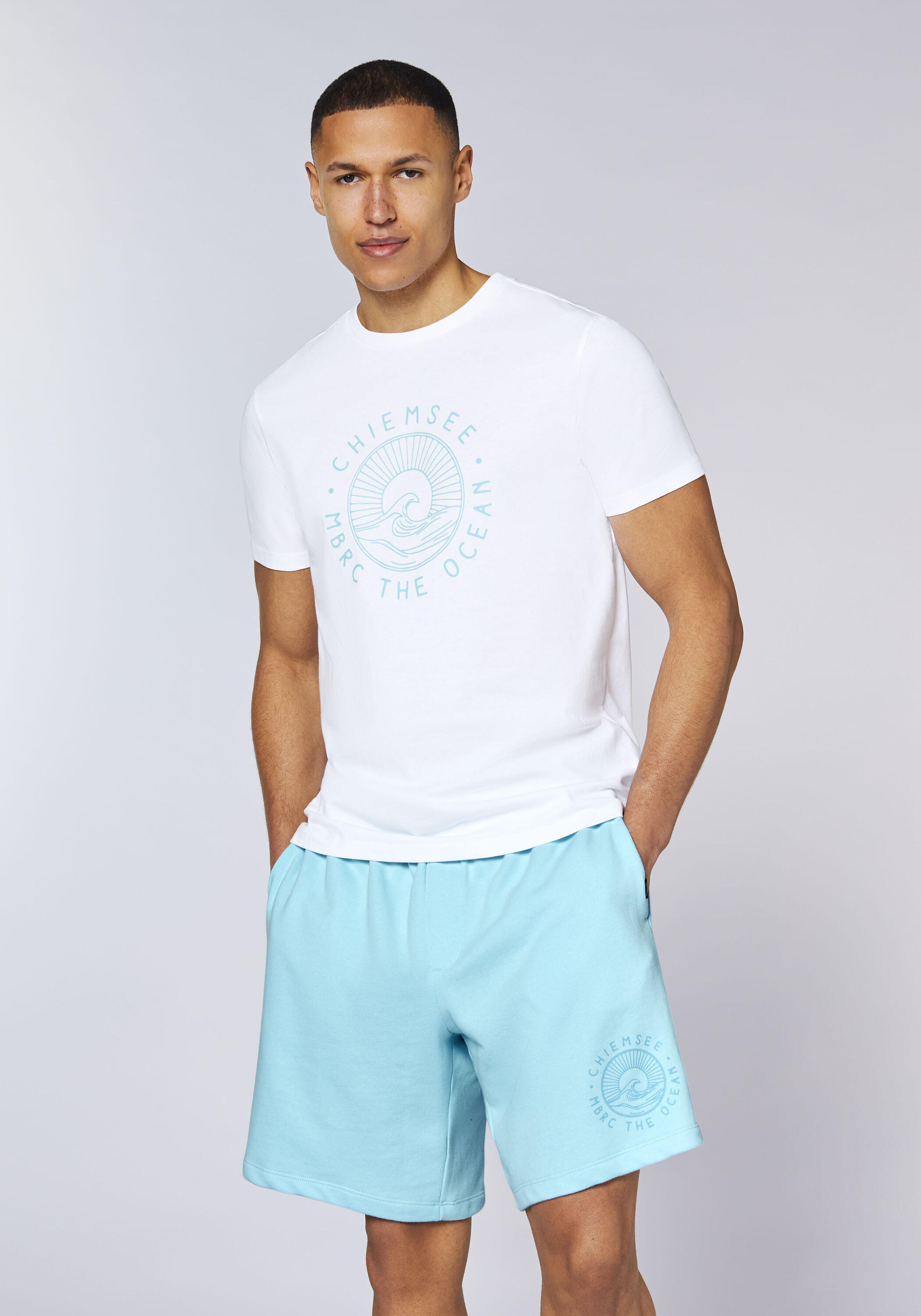 T-Shirt in Kooperation mit MBRC® the ocean 3/7