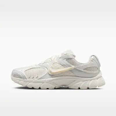 Damen - Sneakers - Schnürschuhe - schlicht - Nike V5 RNR Phantom Sail - Weiß