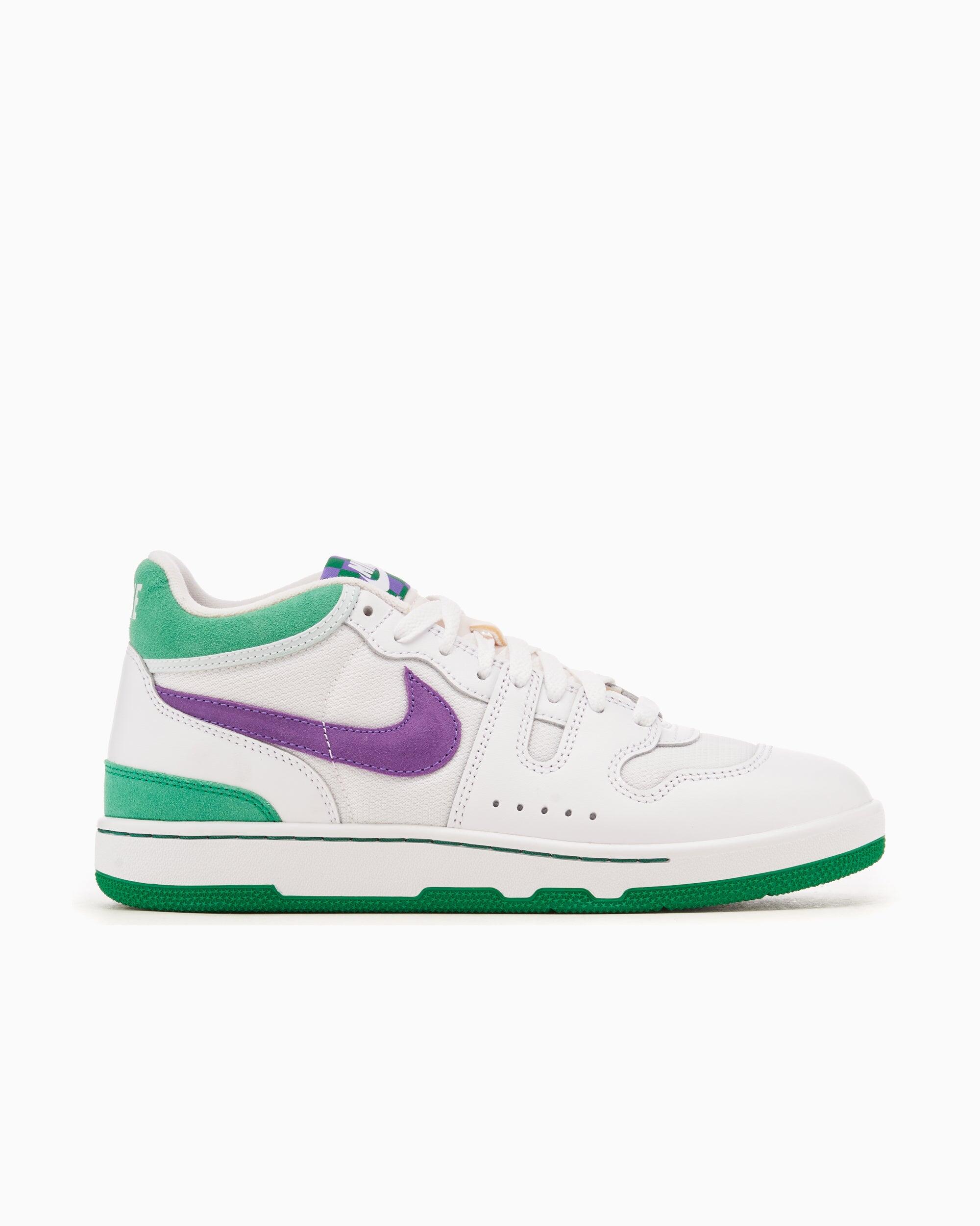 NIKE picture