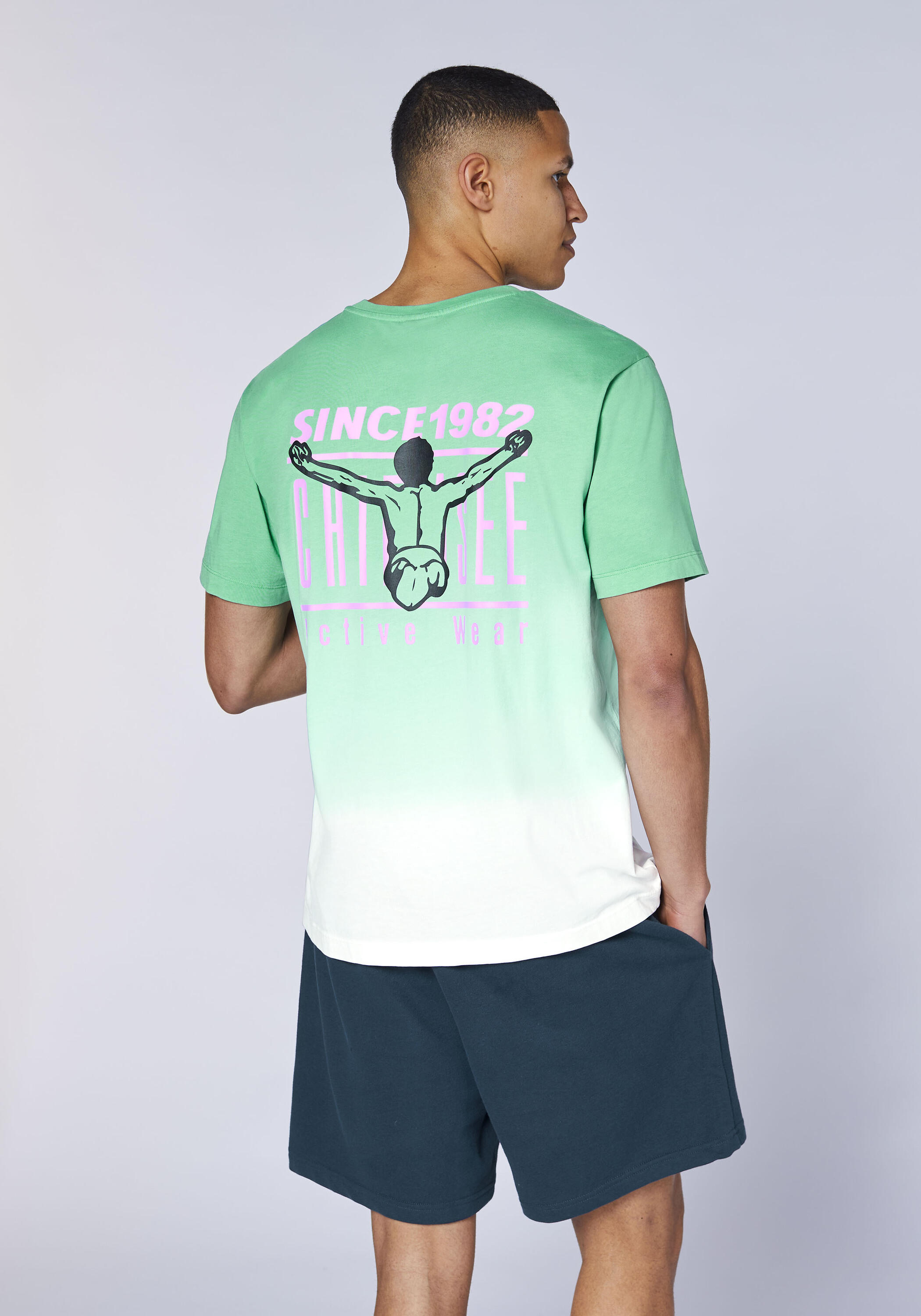 T-Shirt mit Dip-Dye Farbverlauf 4/7