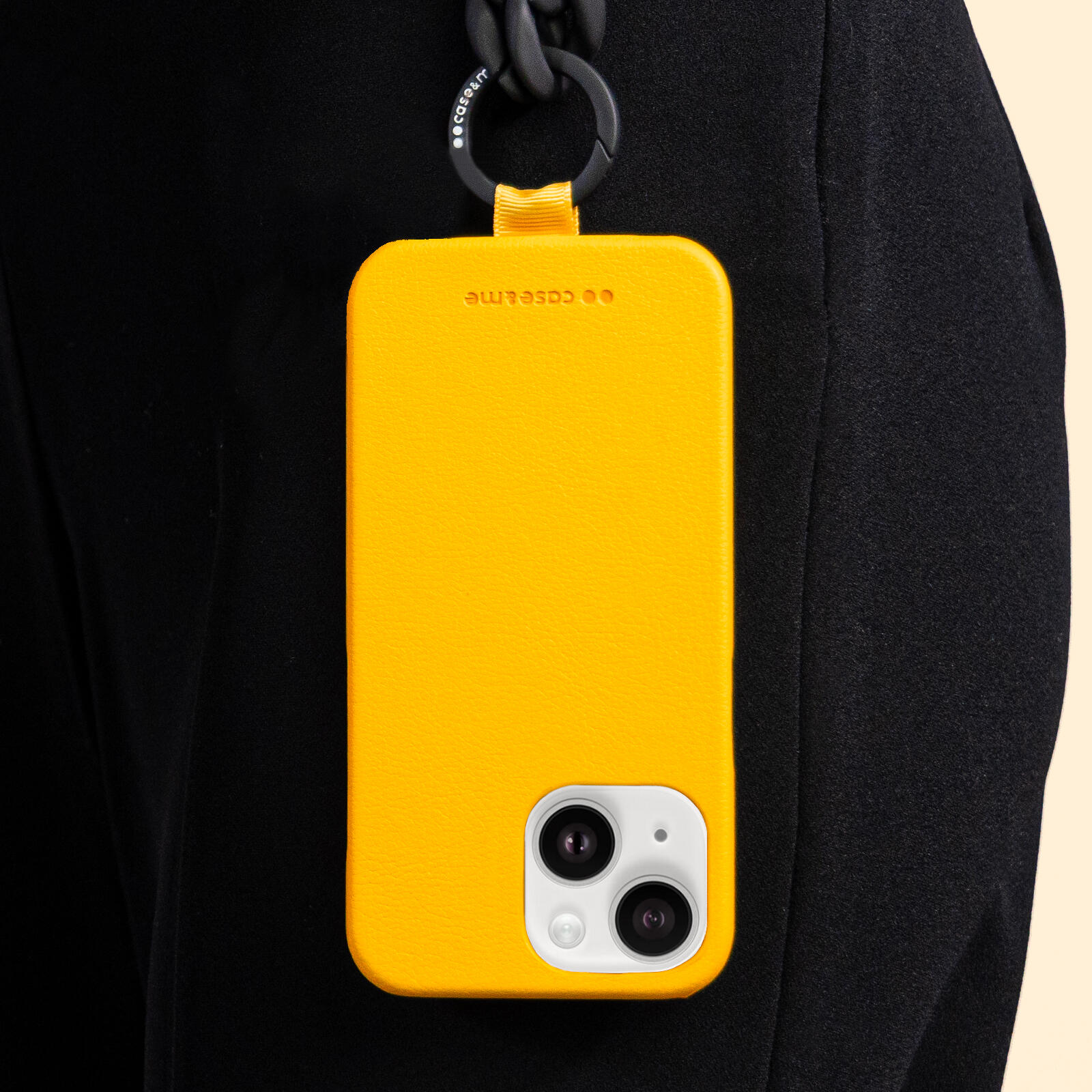 Cover Amelie in materiale premium per iPhone 13 4/6