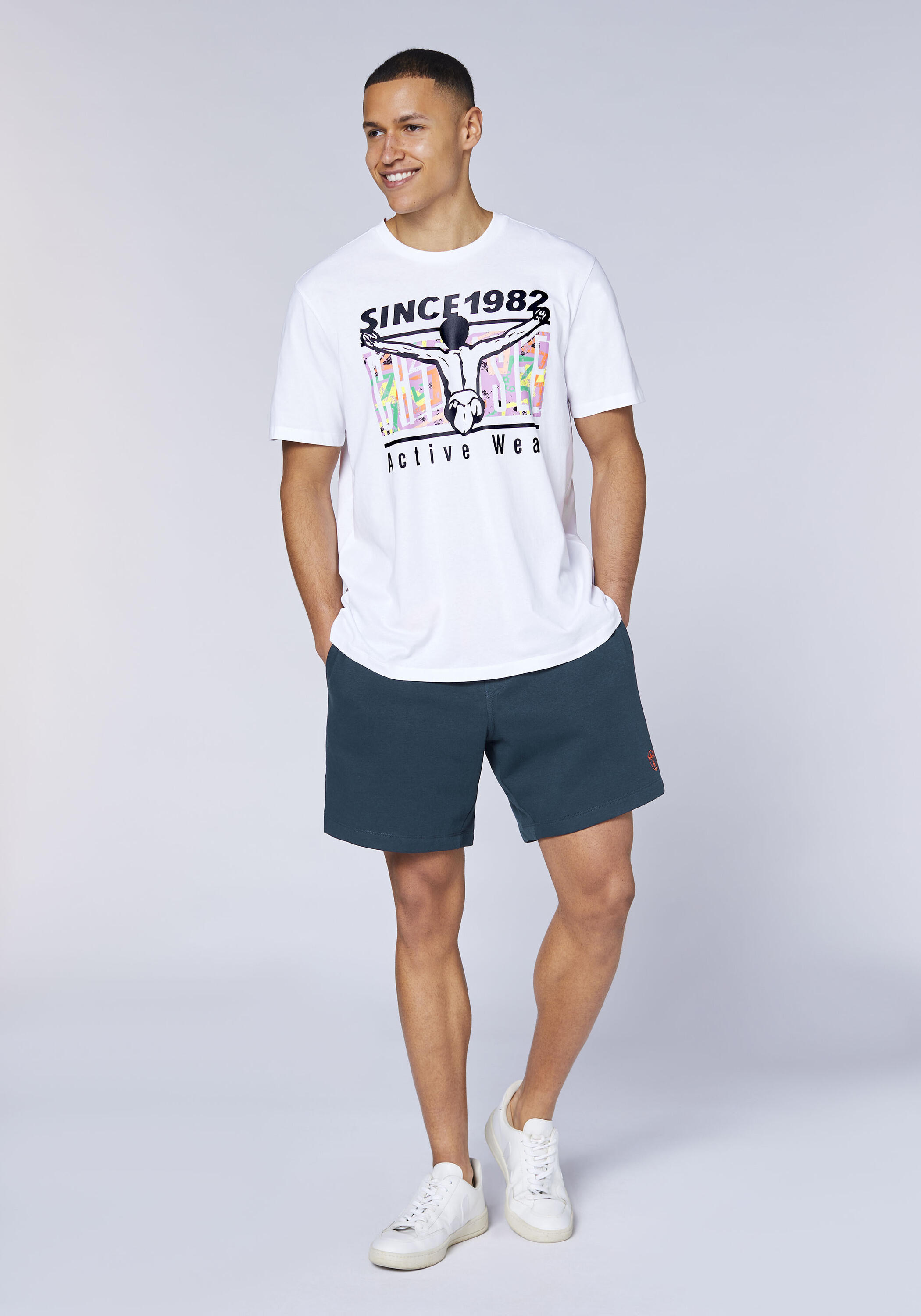 T-Shirt mit großem Retro-Frontprint 5/7