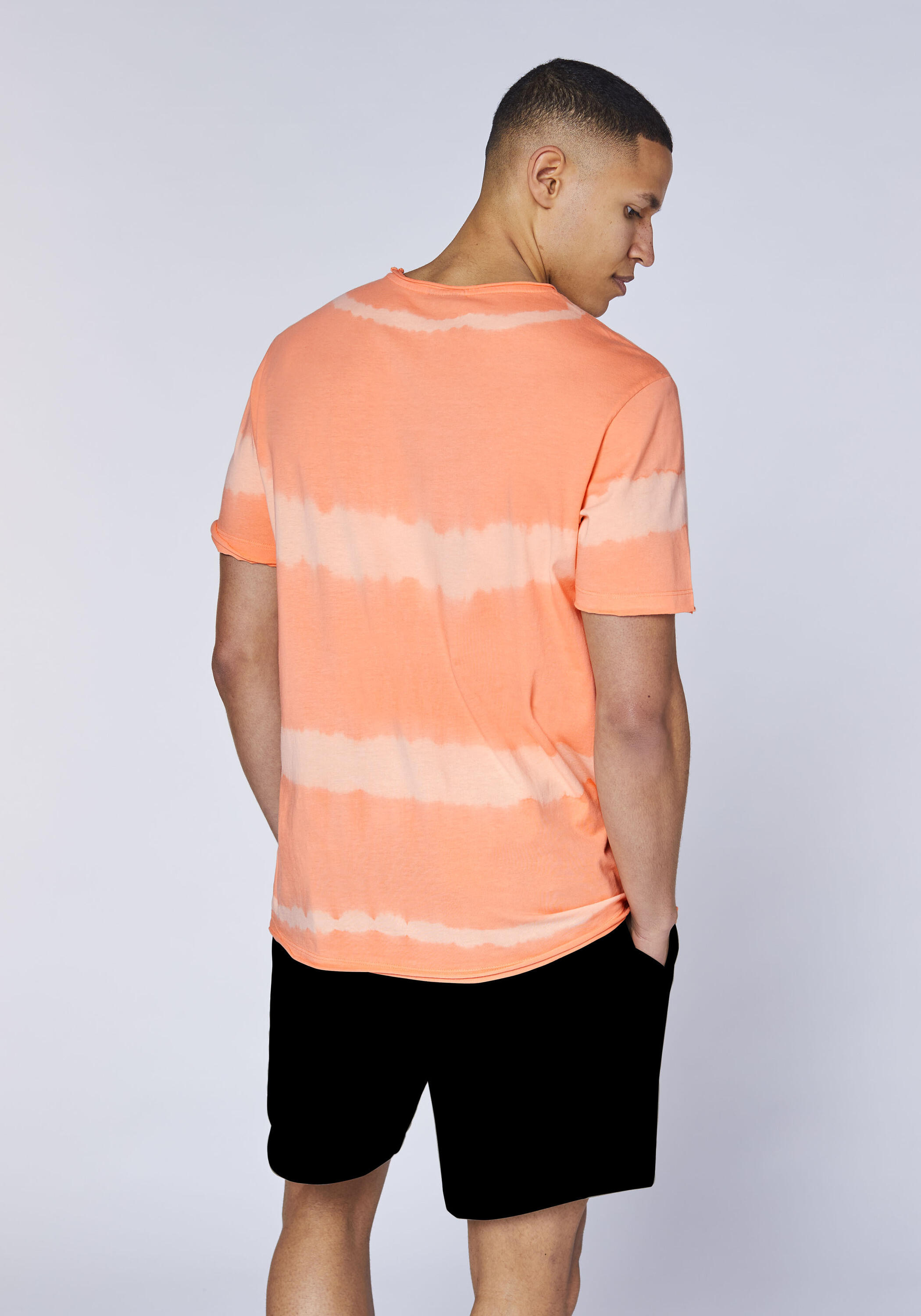 T-Shirt mit Batik-Farbverlauf 4/7
