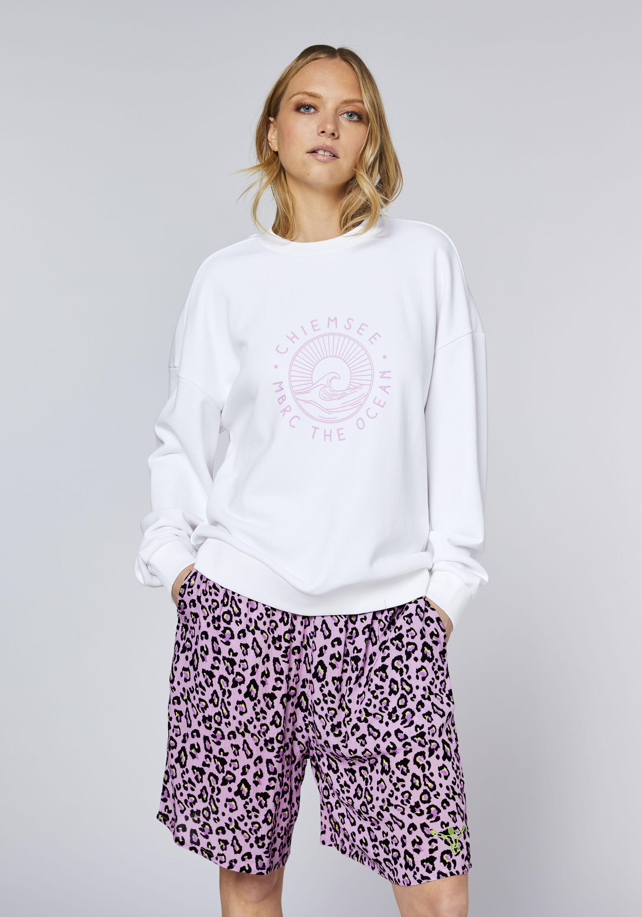 Sweatshirt in Kooperation mit MBRC® the ocean 3/7