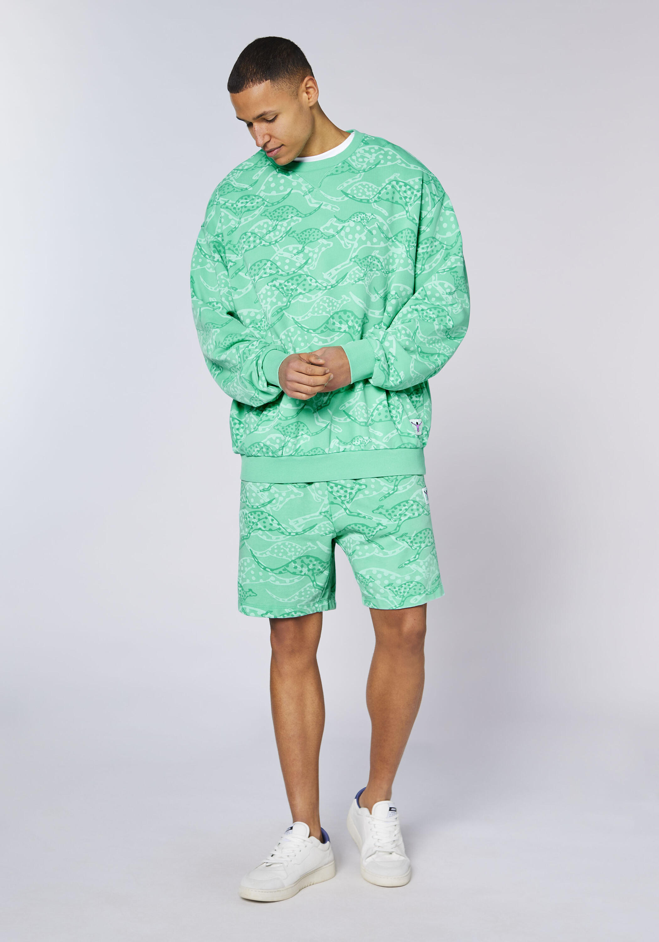Sweatshirt mit Känguru-Alloverprint 5/7