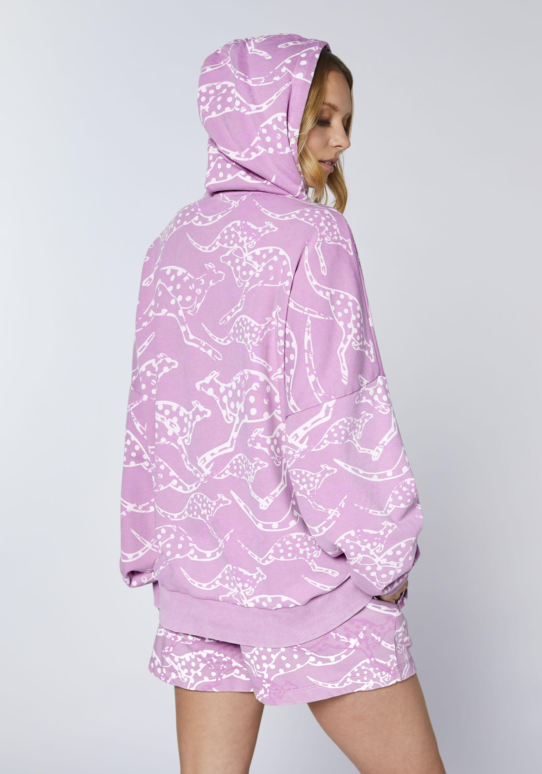 Kapuzensweatshirt mit Allover-Känguru-Print 4/7