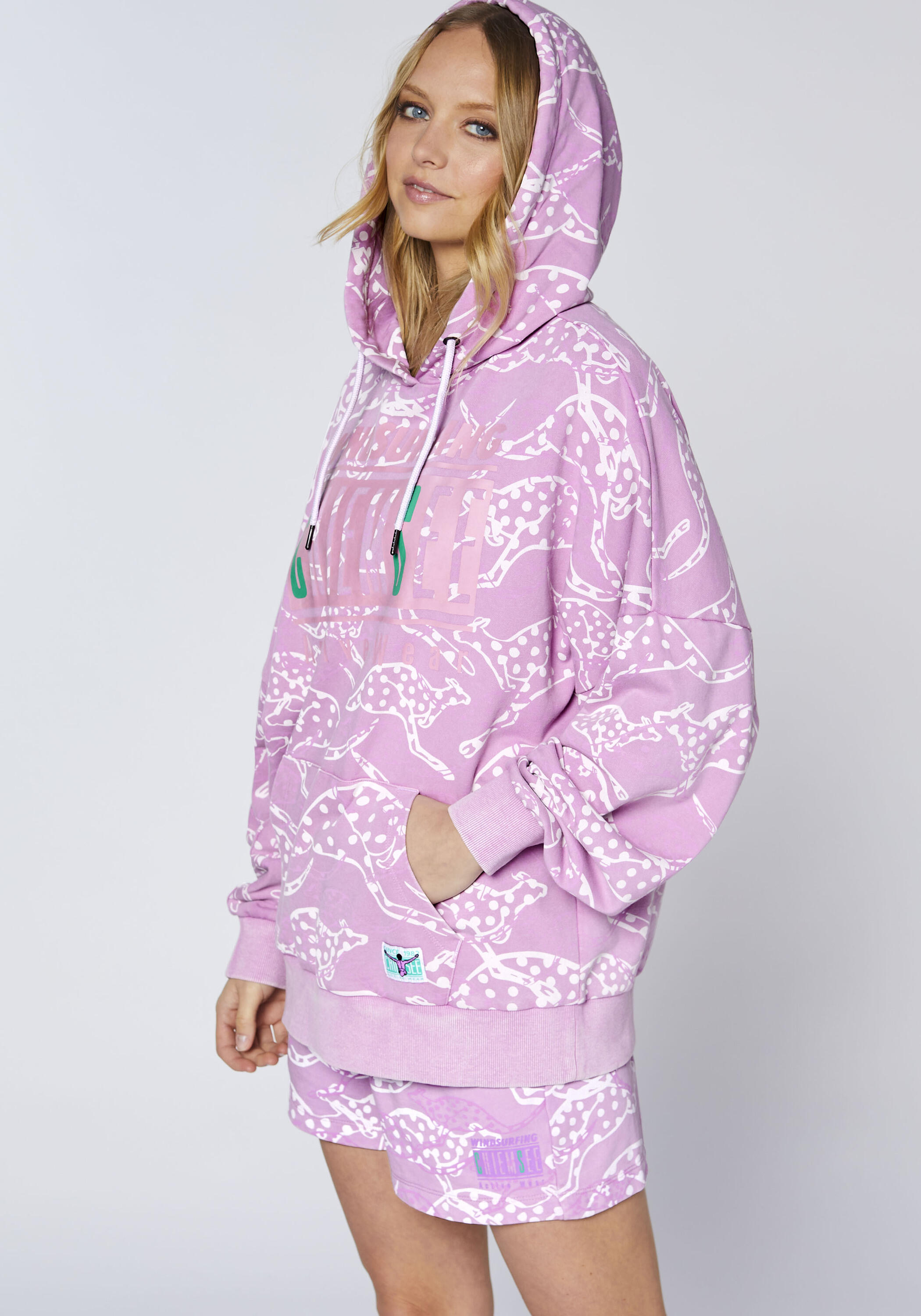 Kapuzensweatshirt mit Allover-Känguru-Print 6/7