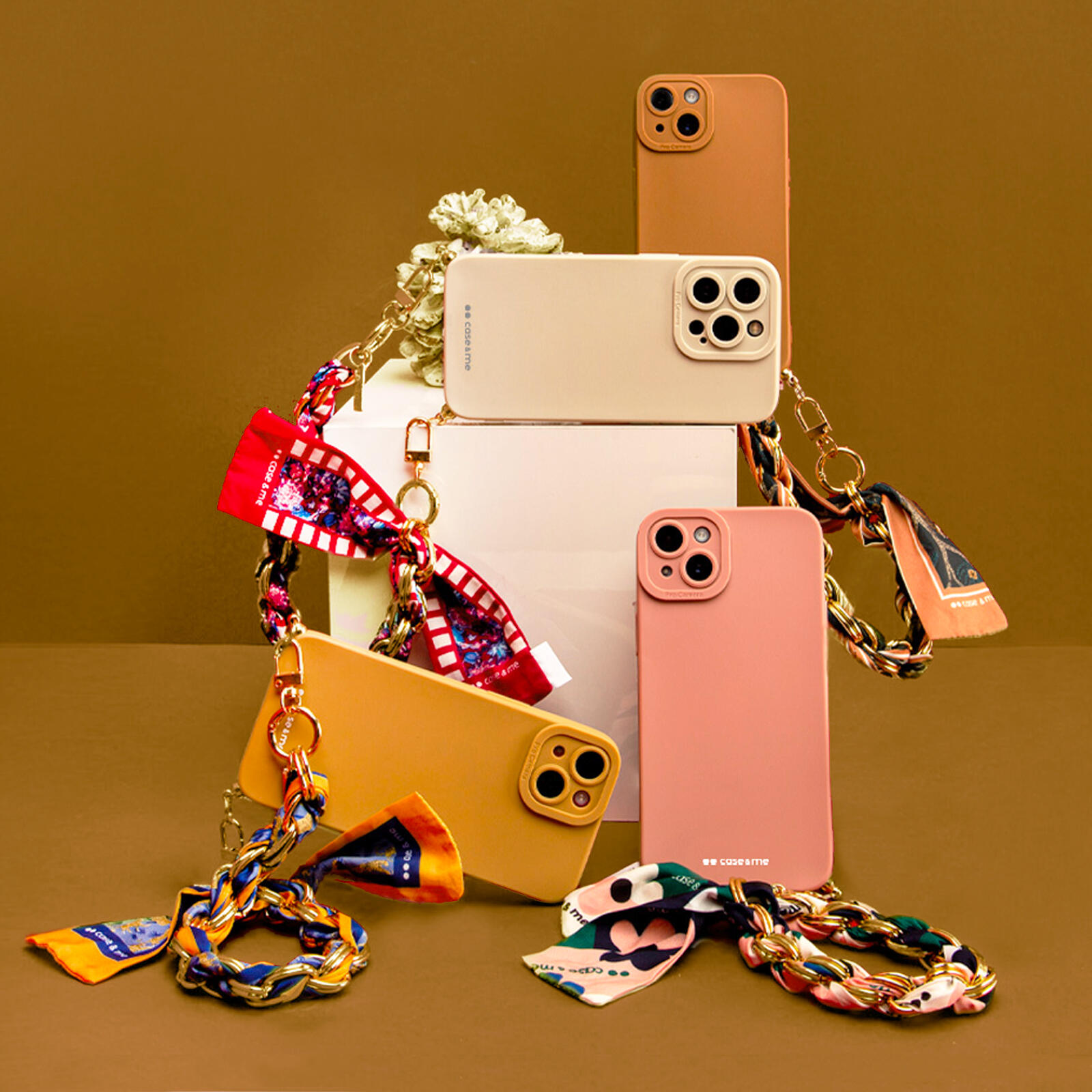 Coque pour iPhone 14 avec chaîne de poignet et foulard 5/6