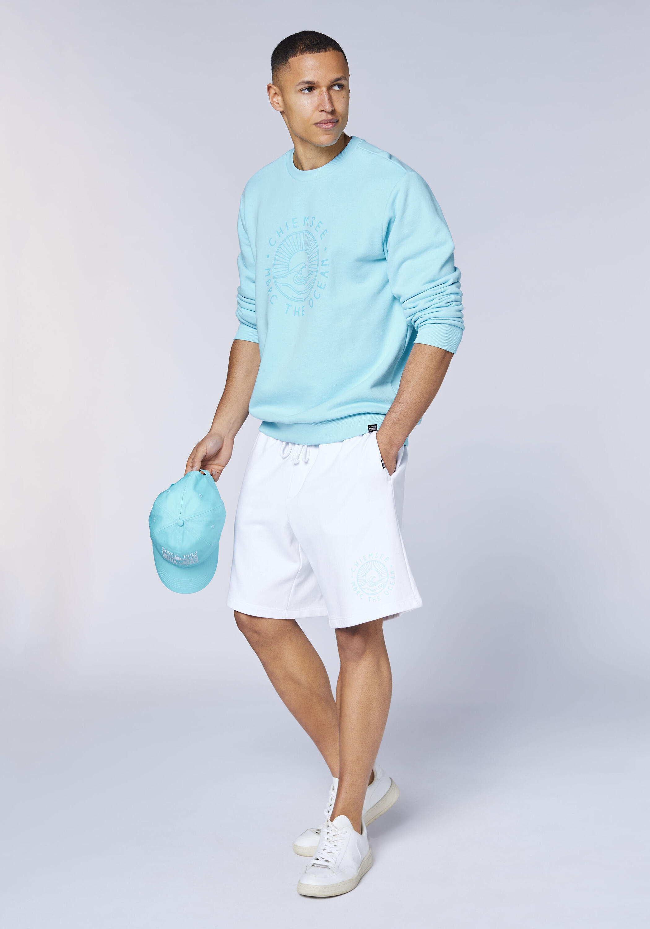 Sweatshirt in Kooperation mit MBRC® the ocean 5/7