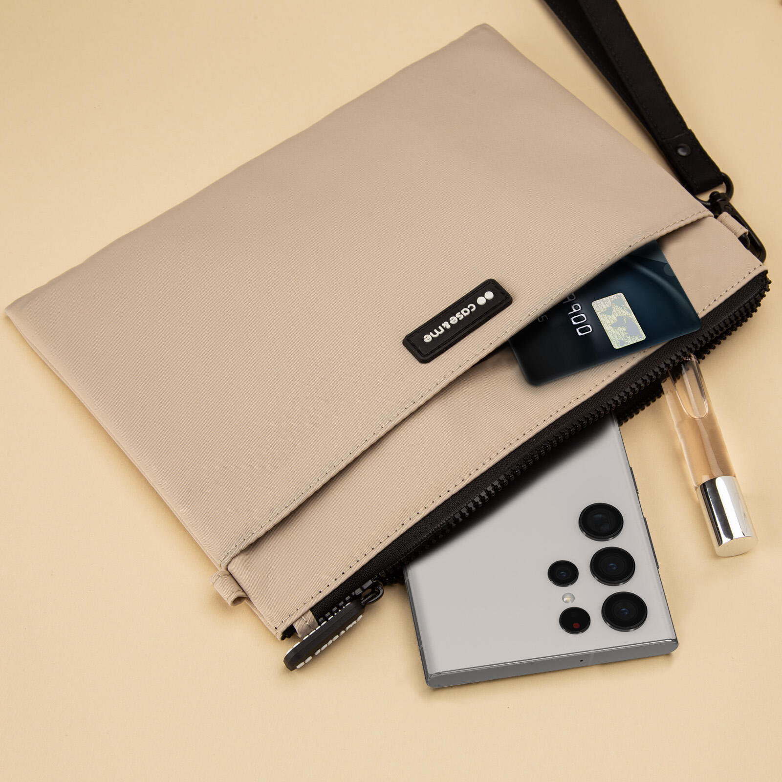 Sac zippé avec sangle 3/7