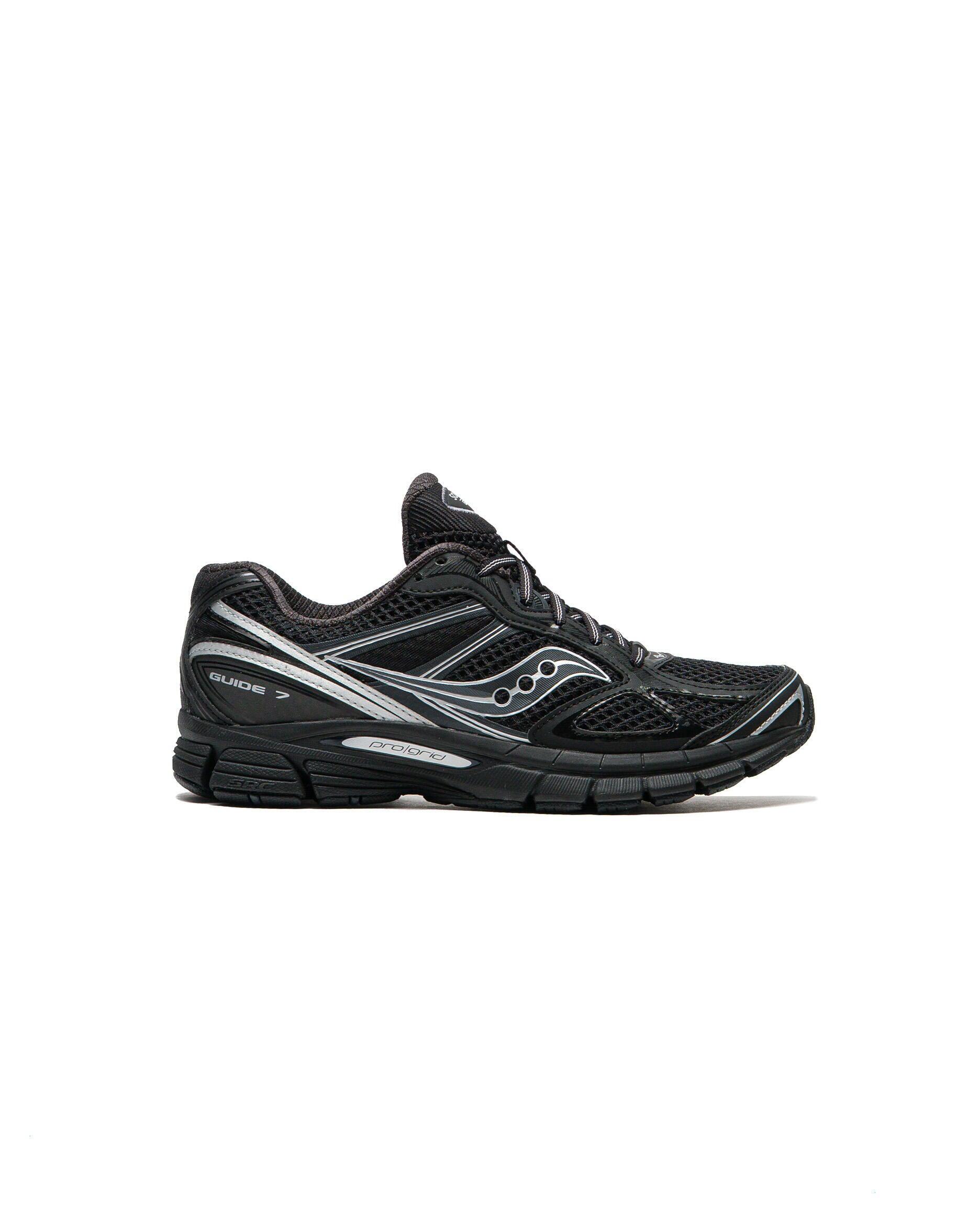 SAUCONY picture