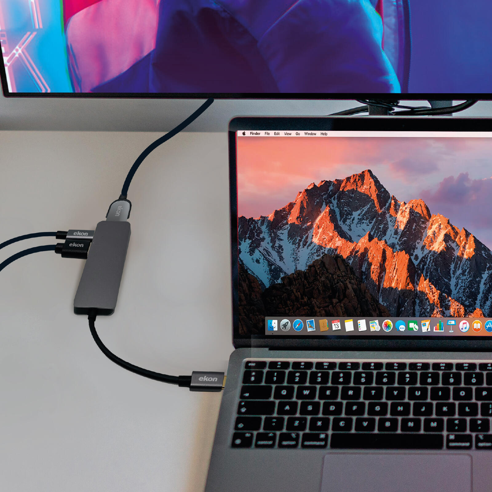 Hub aluminium 3 USB 3.0 + USB‑C 100W + HDMI 4K 3/3