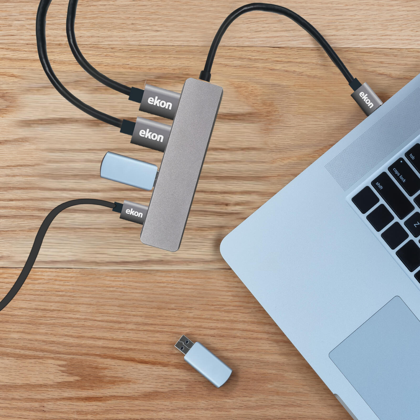 Hub aluminium 3 USB 3.0 + USB‑C 100W + HDMI 4K 2/3