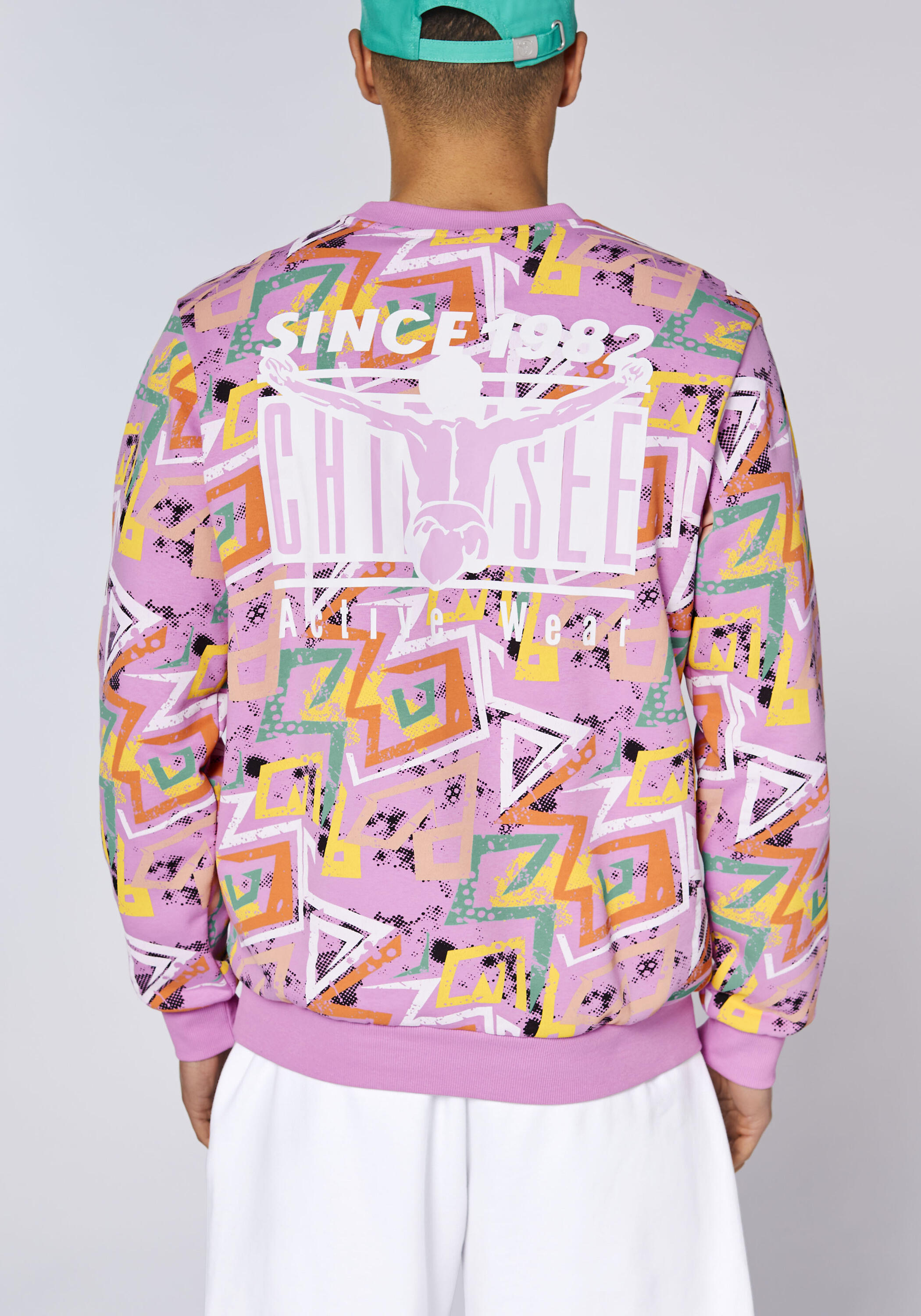 Sweatshirt mit Allover-Print und Retro-Rückenprint 7/7