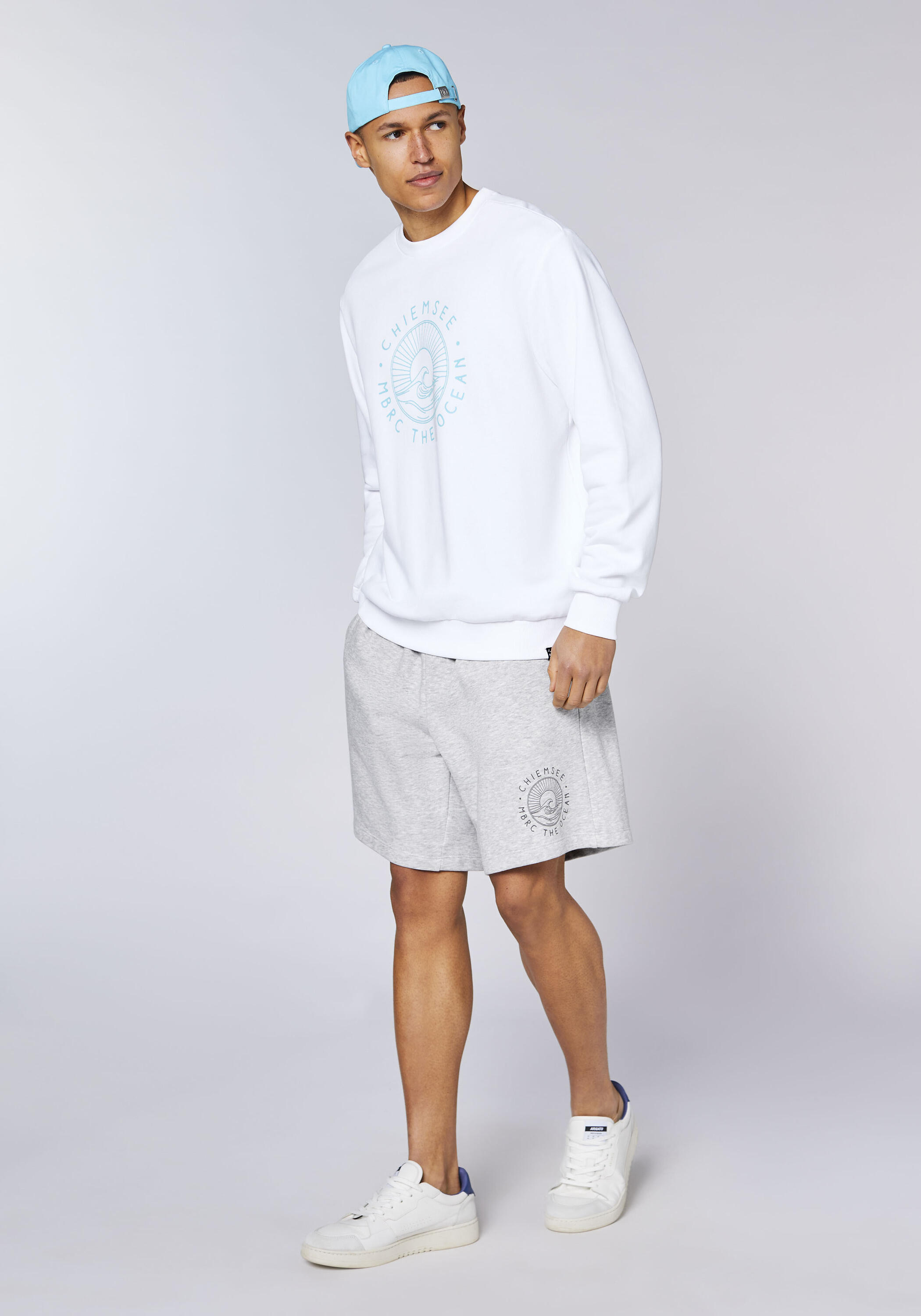 Sweatshirt in Kooperation mit MBRC® the ocean 5/7