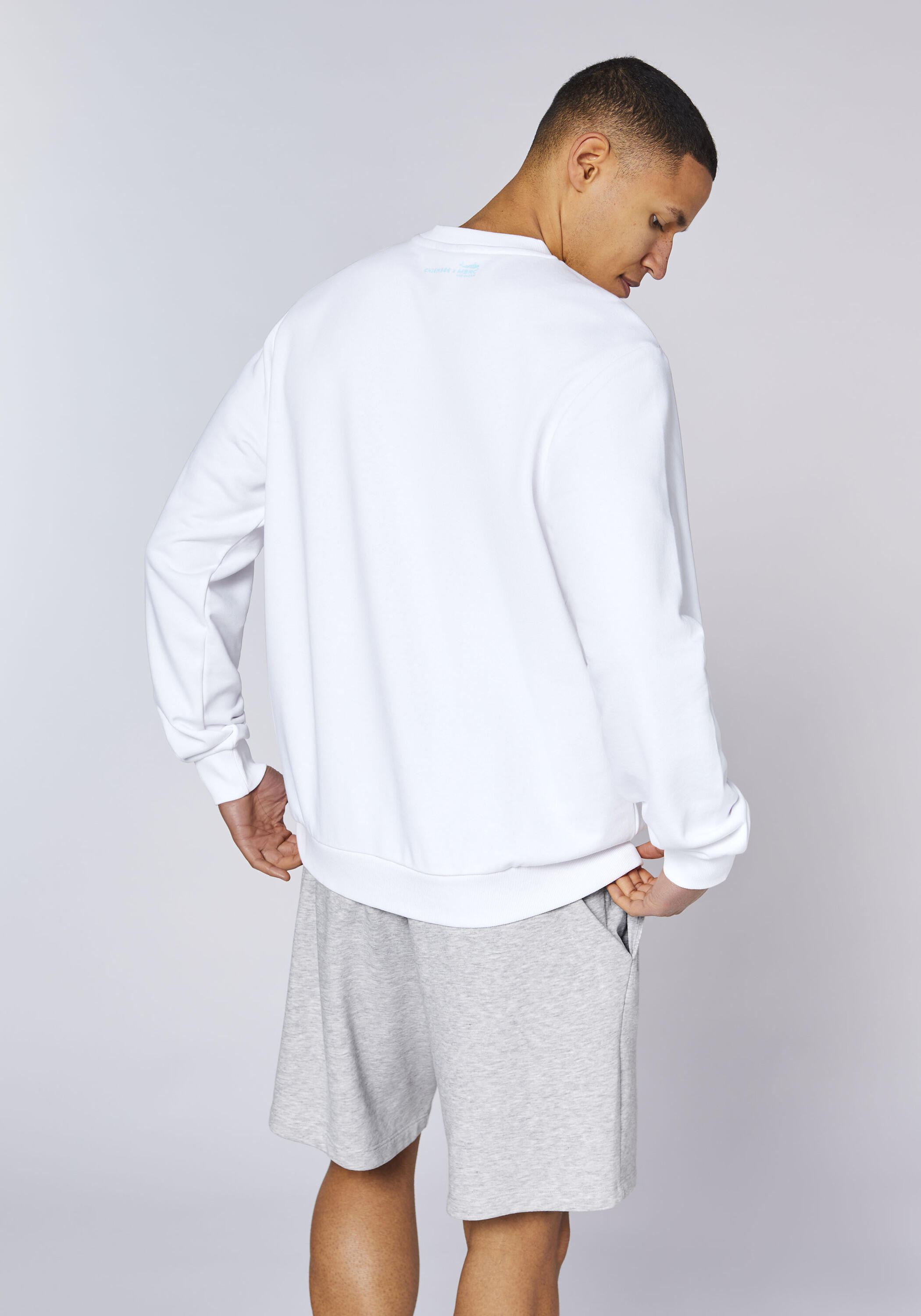 Sweatshirt in Kooperation mit MBRC® the ocean 4/7