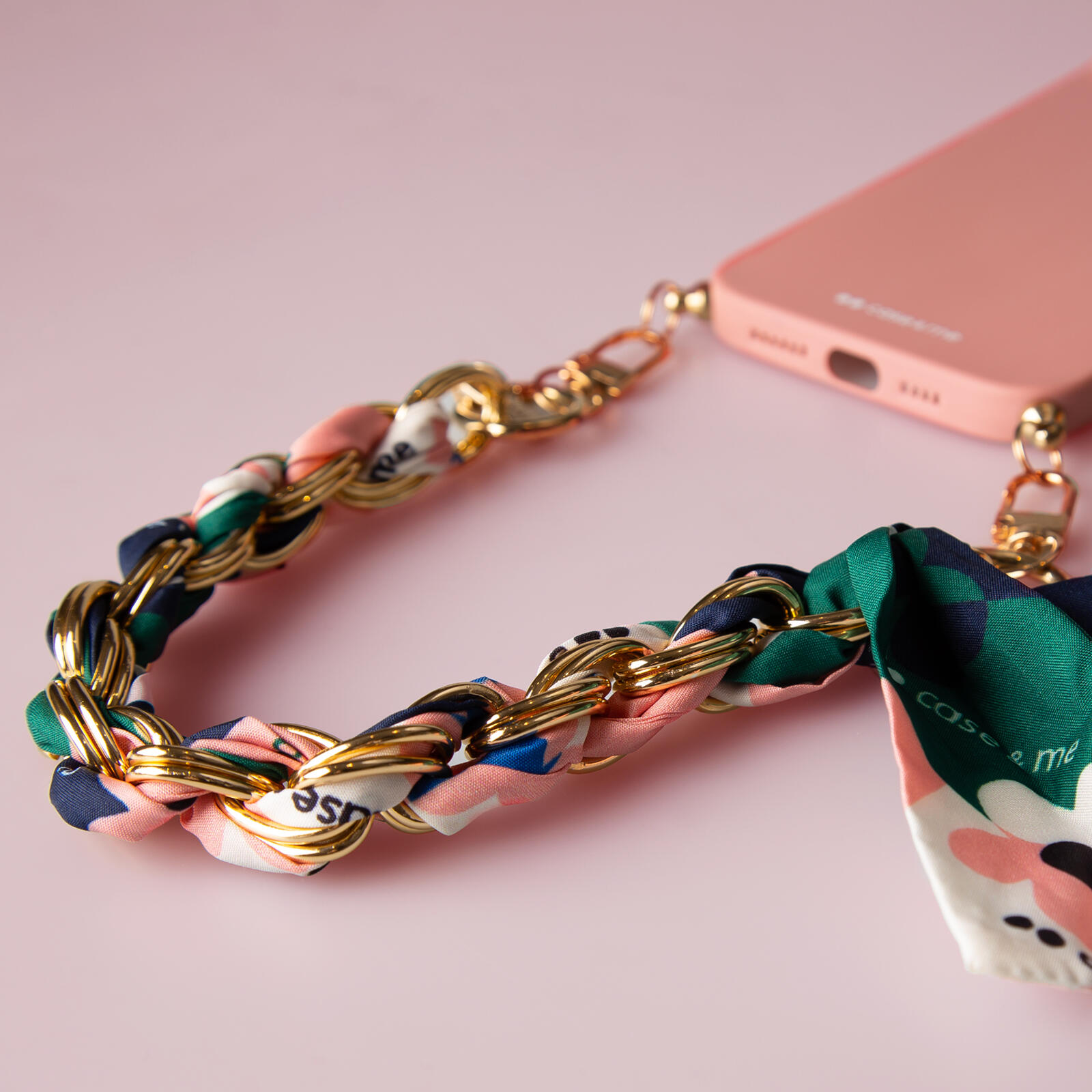Cover per iPhone 14 Plus con catenella da polso e foulard 3/6