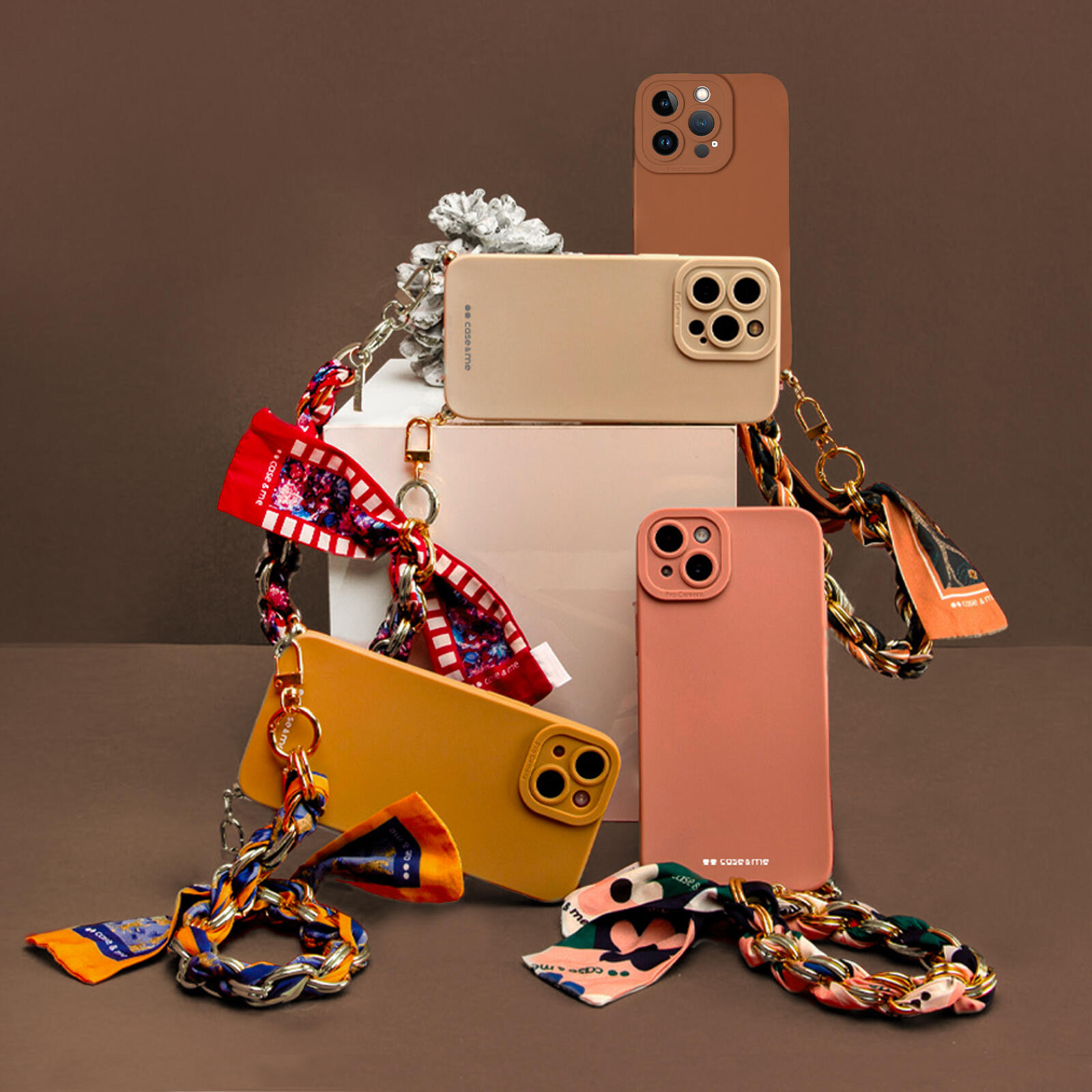 Coque pour iPhone 14 Pro Max avec chaîne de poignet et foulard 5/6