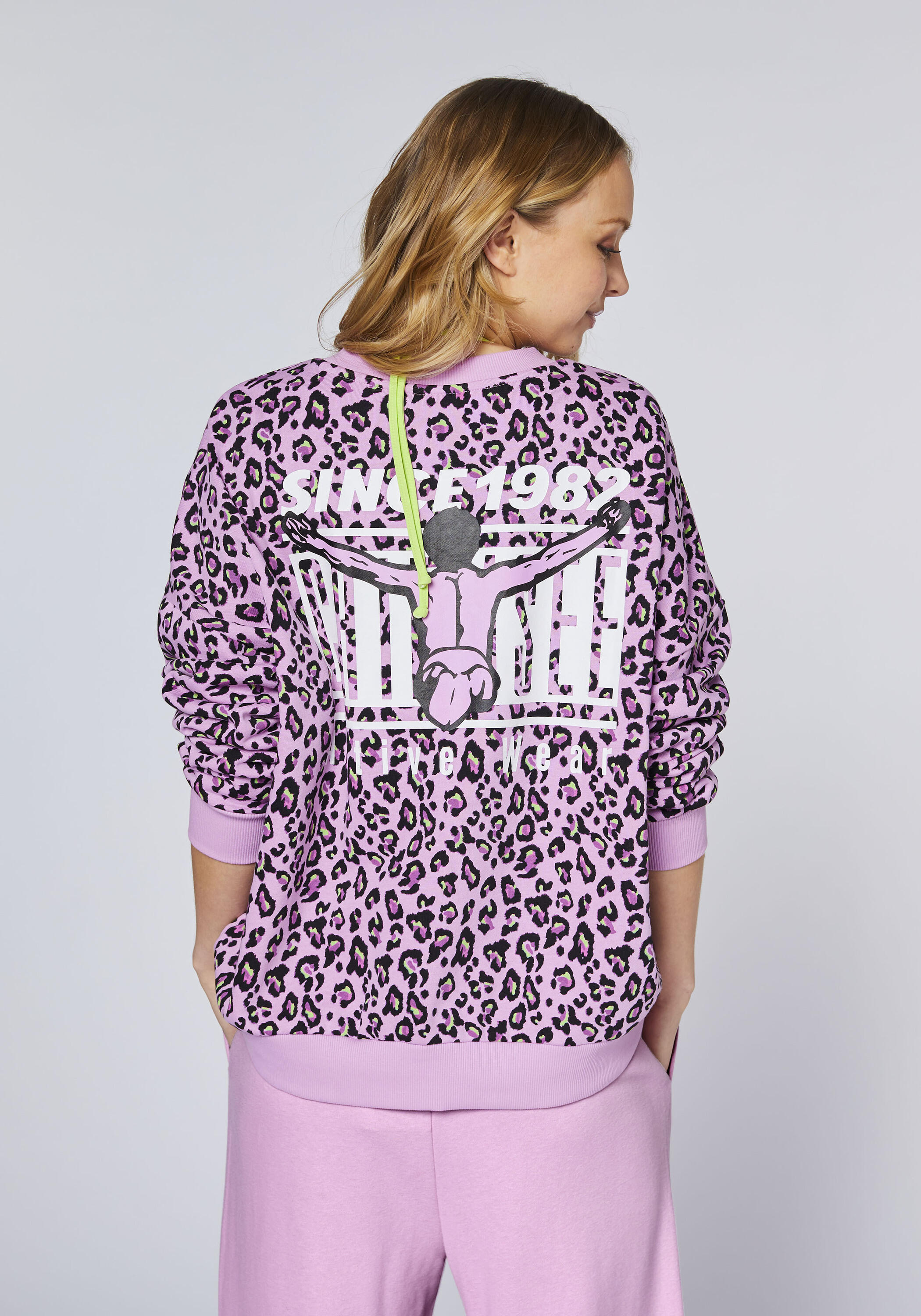 Sweatshirt mit Leo-Allover Print 4/7