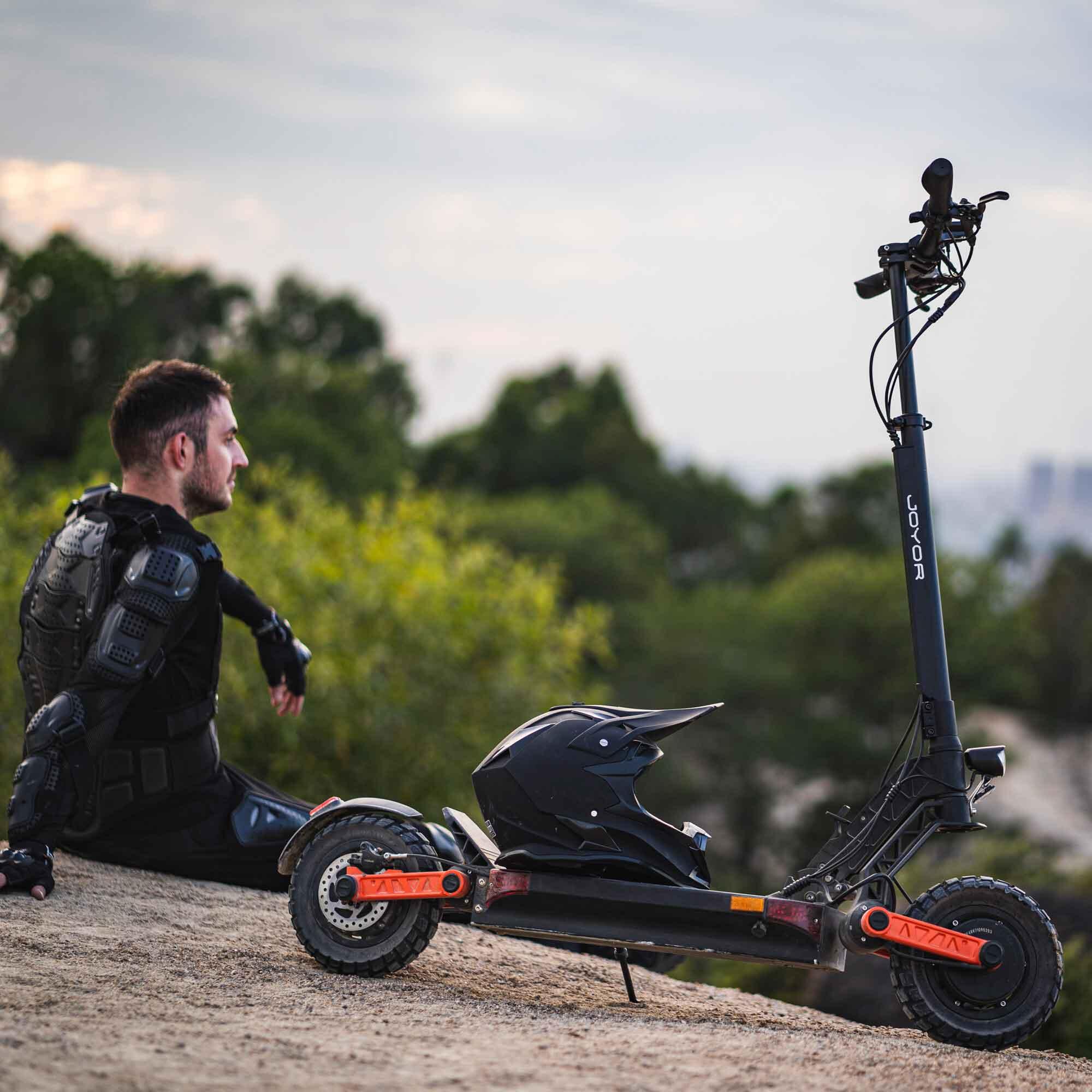 Joyor S10S-Z elektrische scooter + Helm 6/7