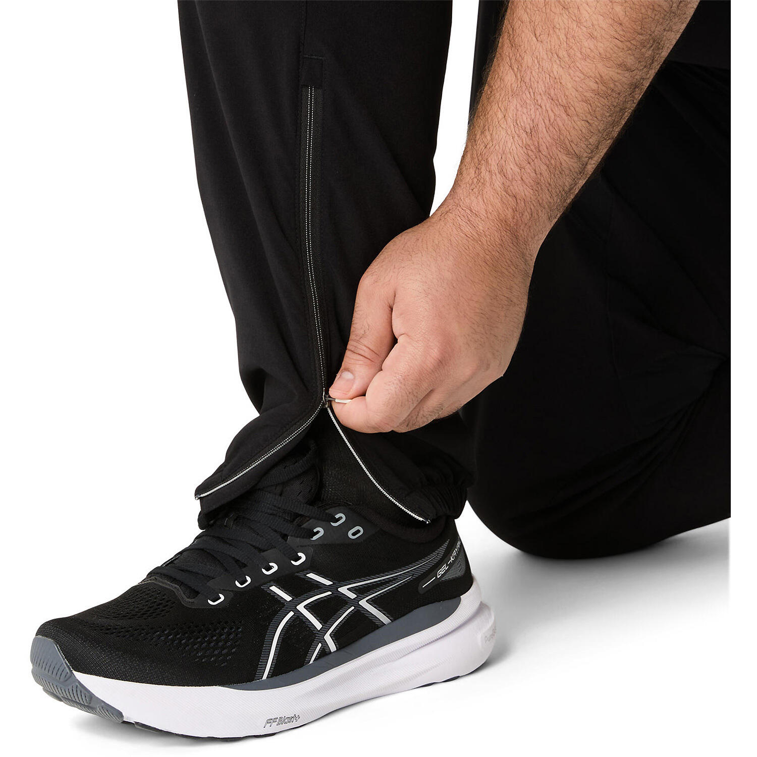 Pantalon de survêtement Asics Core woven 5/7