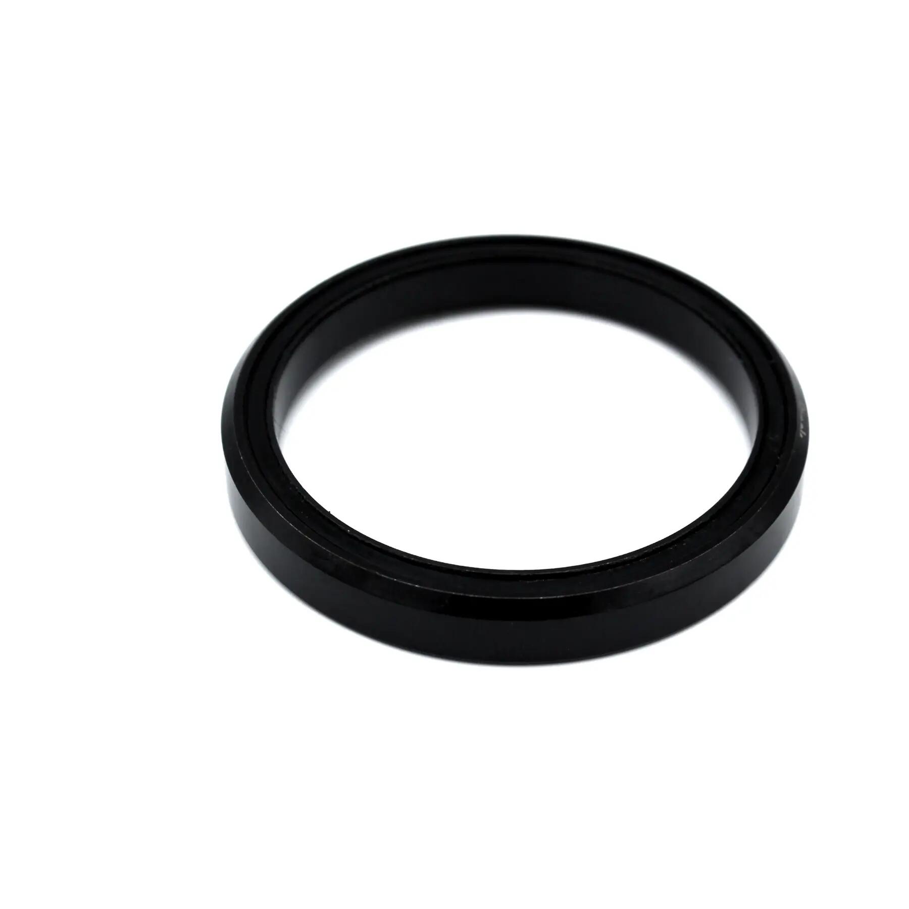 BLACK BEARING picture