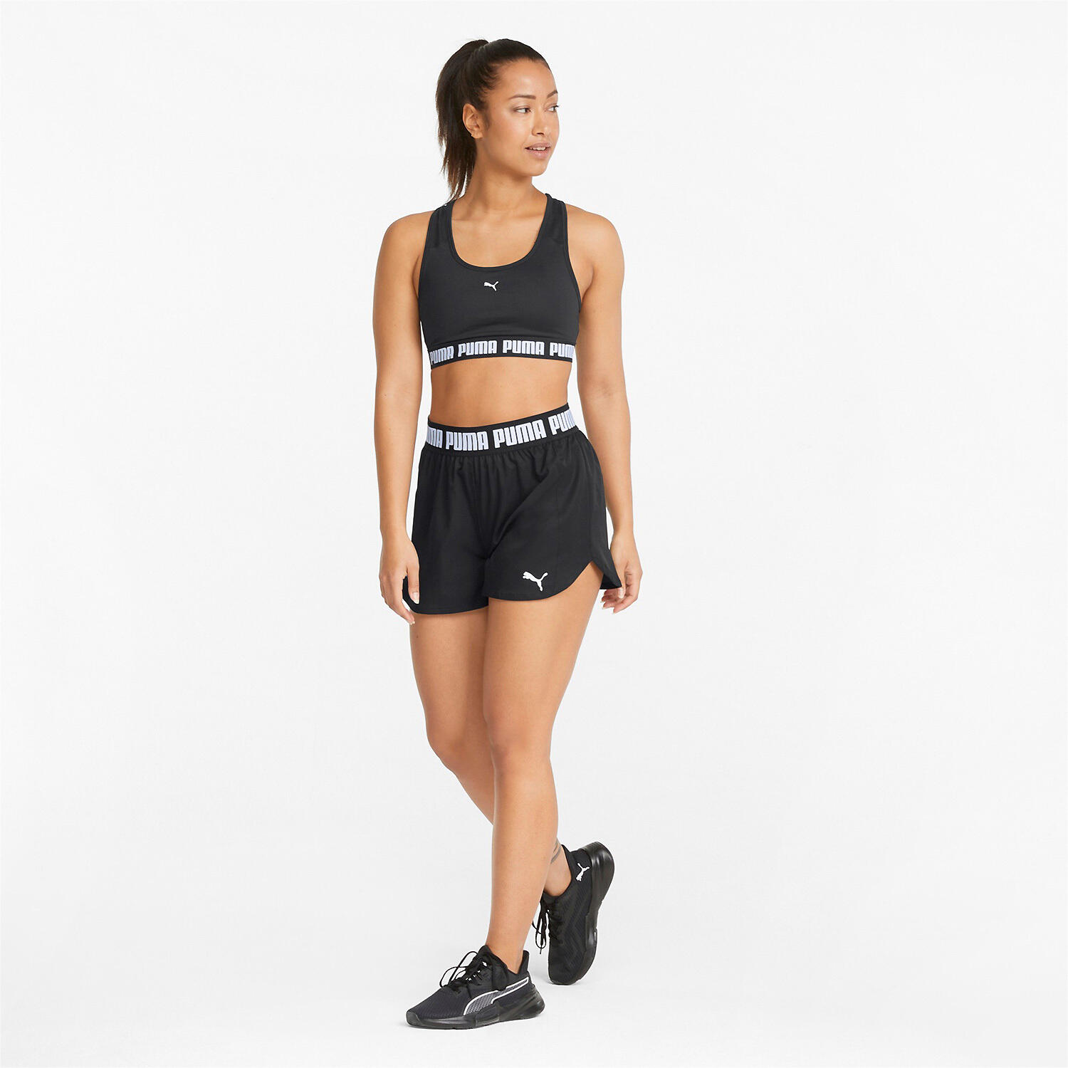Damen Shorts W TRAIN  STRONG SHORT 4/6