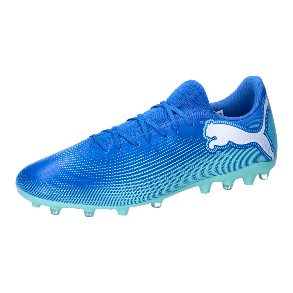Soccer boots Puma model 107941-01 for unisex
