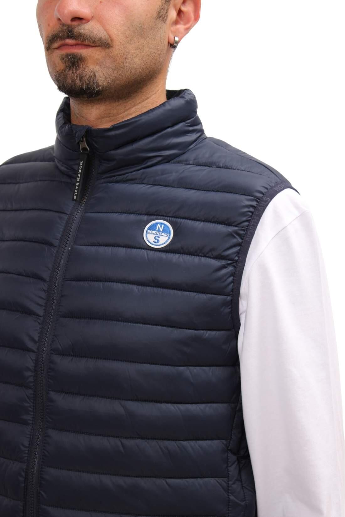 Giubbotto smanicato uomo con logo 2/5