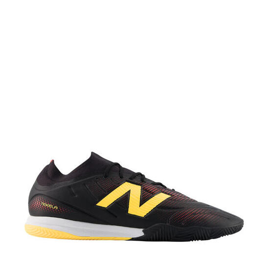 Buty piłkarskie New Balance Tekela Team Low Laced IN V5