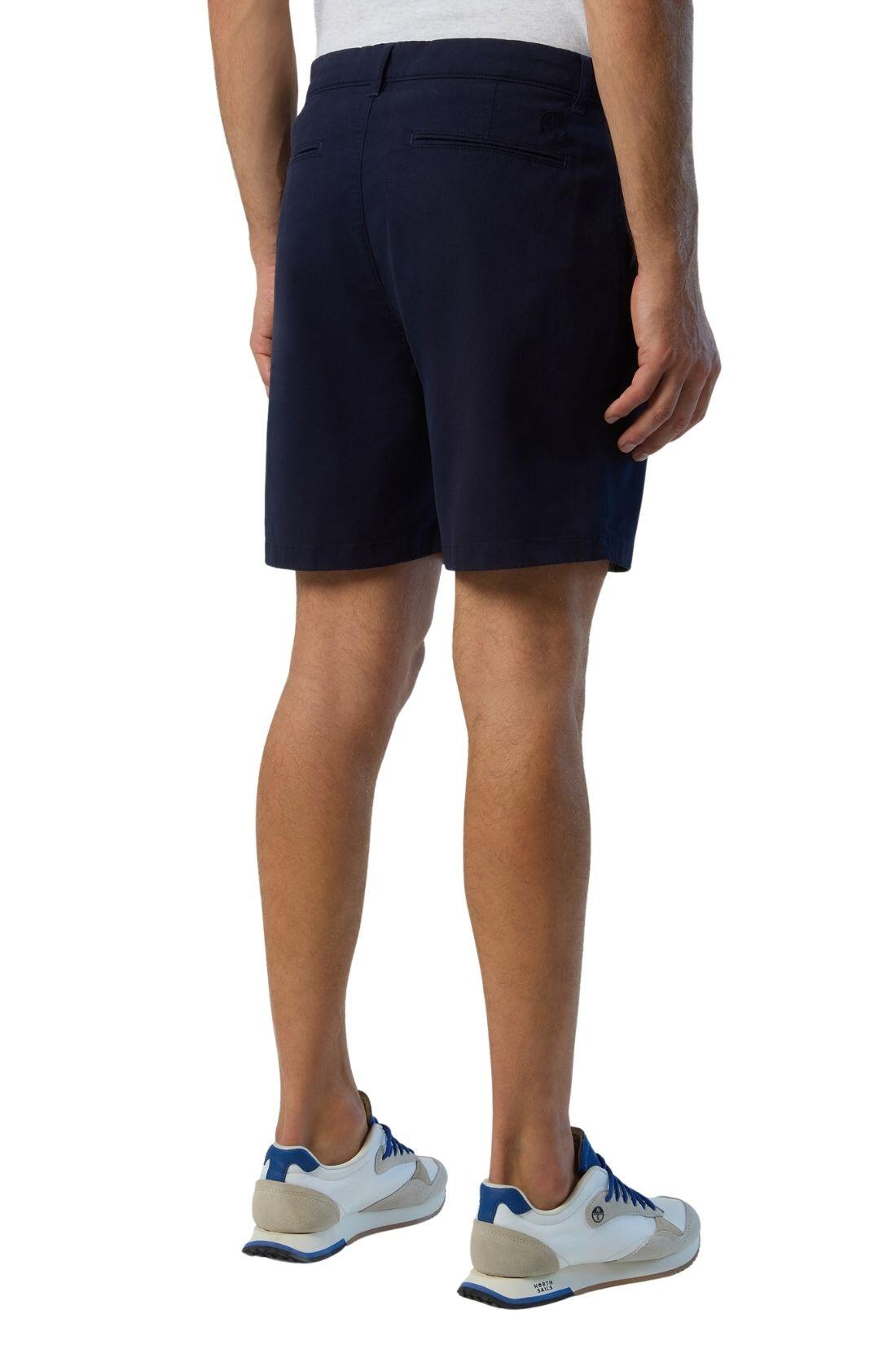 Bermuda chino uomo in gabardina 3/3