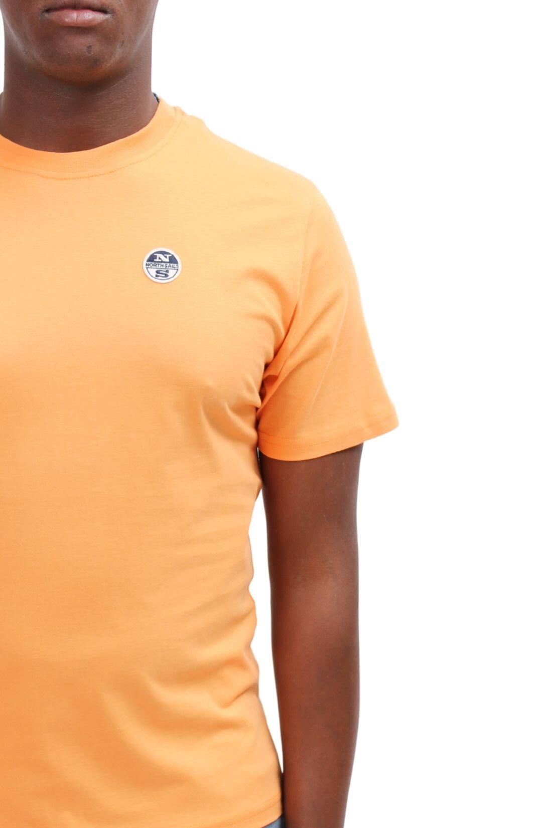 T-shirt uomo con logo 2/4