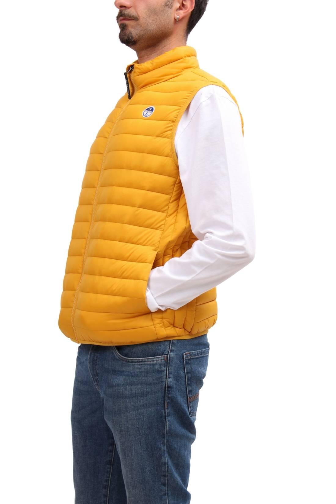 Herren - sportswear - ärmellose jacke - regular, polyamid - ocker 5/5