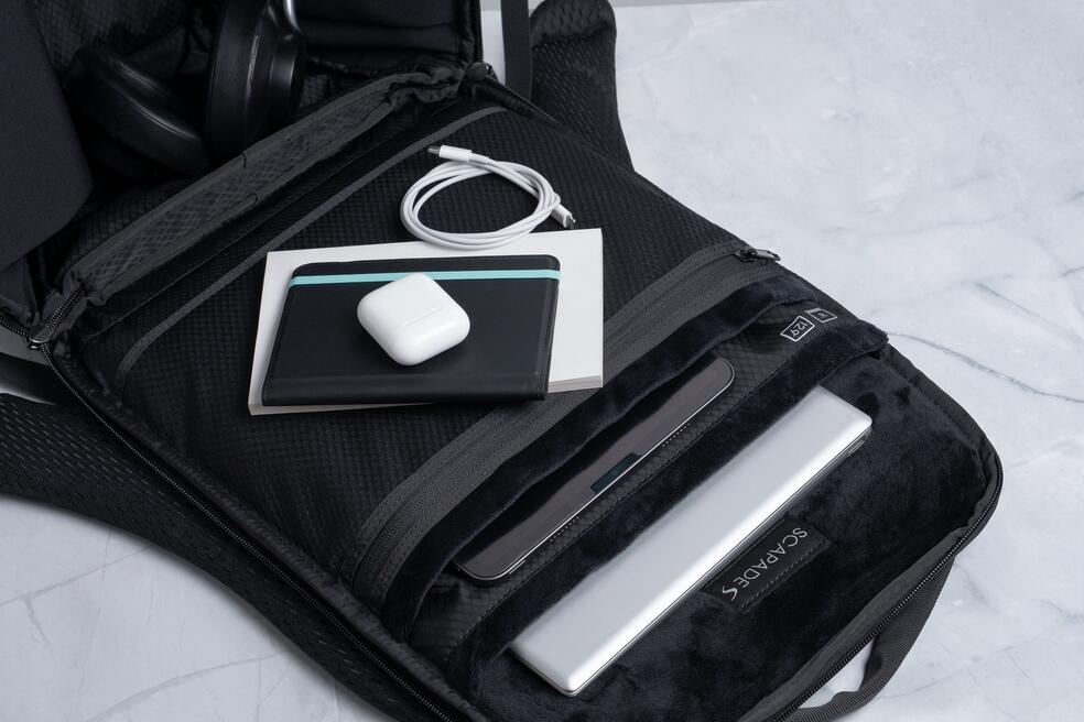 Sac à dos AirPack compatible Apple Find My – Scapade© 2/5