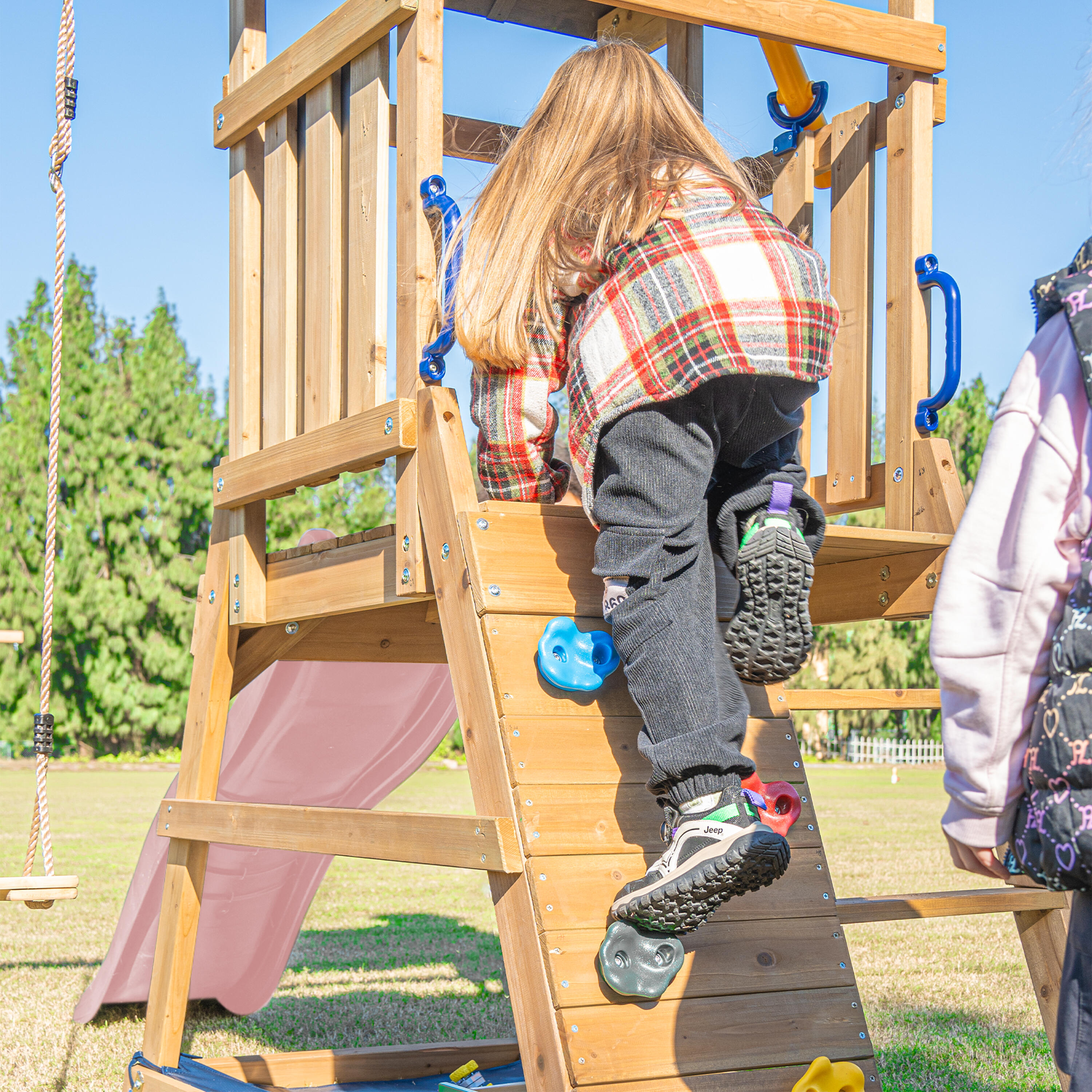 Mia Spielturm aus Holz mit 2 Schaukeln, Rutsche Rosa 6/7