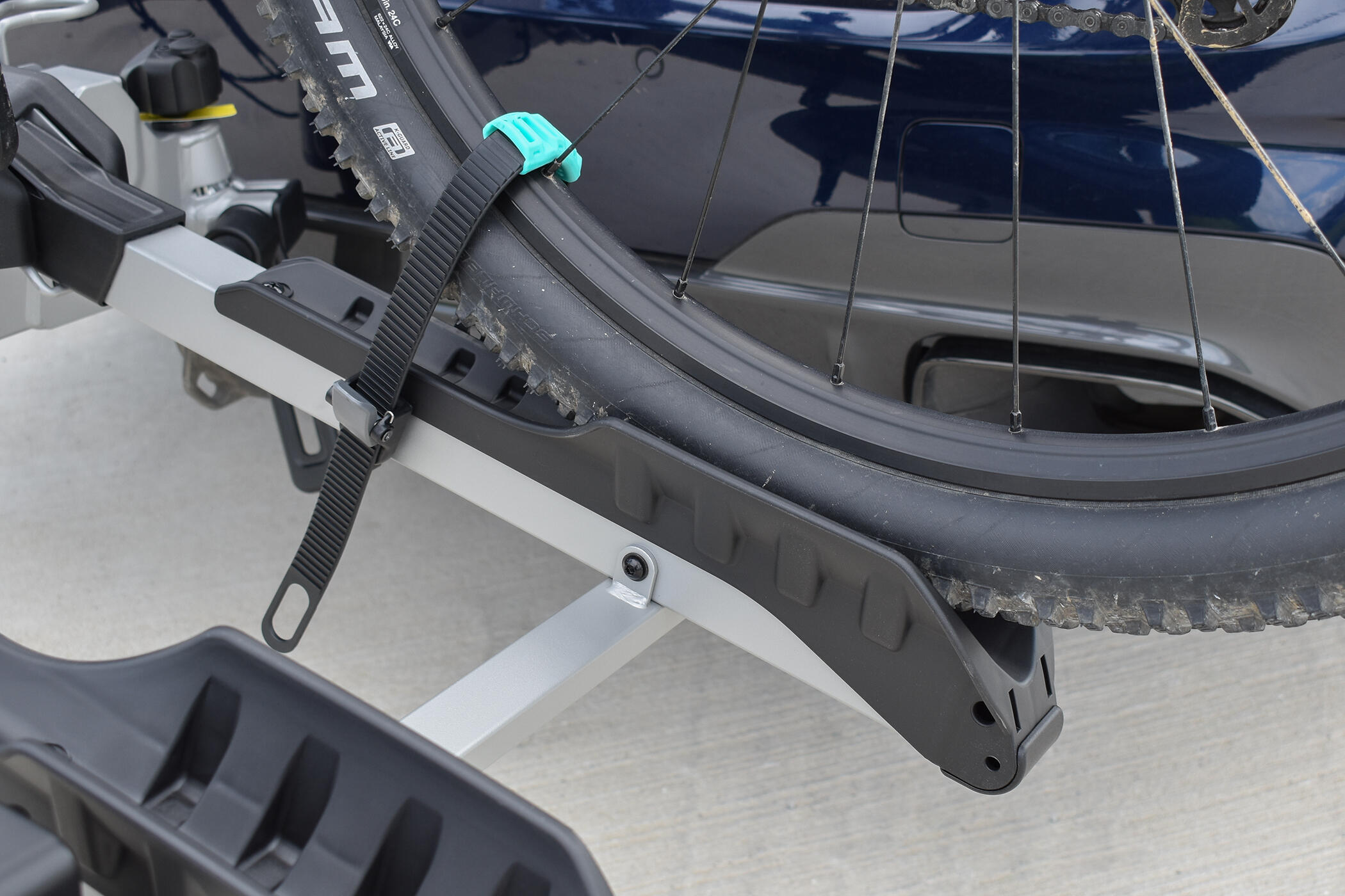 Portabici E-DUO per 2 biciclette elettriche - pieghevole - inclinabile 5/7
