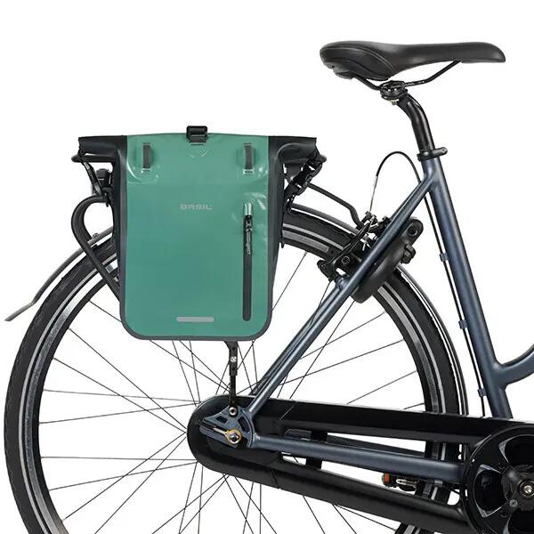 Achtertas Basil Rivo 15L 5/6
