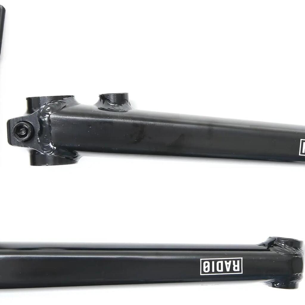 RADIO AM 3-piece BMX crankset 175 mm with Mid Size BB