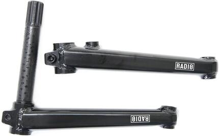 RADIO korba BMX 3-częściowa 175 mm z suportem, czarna