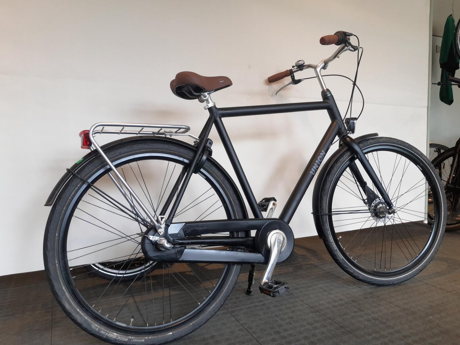 Union Curb zwart, 61 cm frame, 28" city speed 2/5