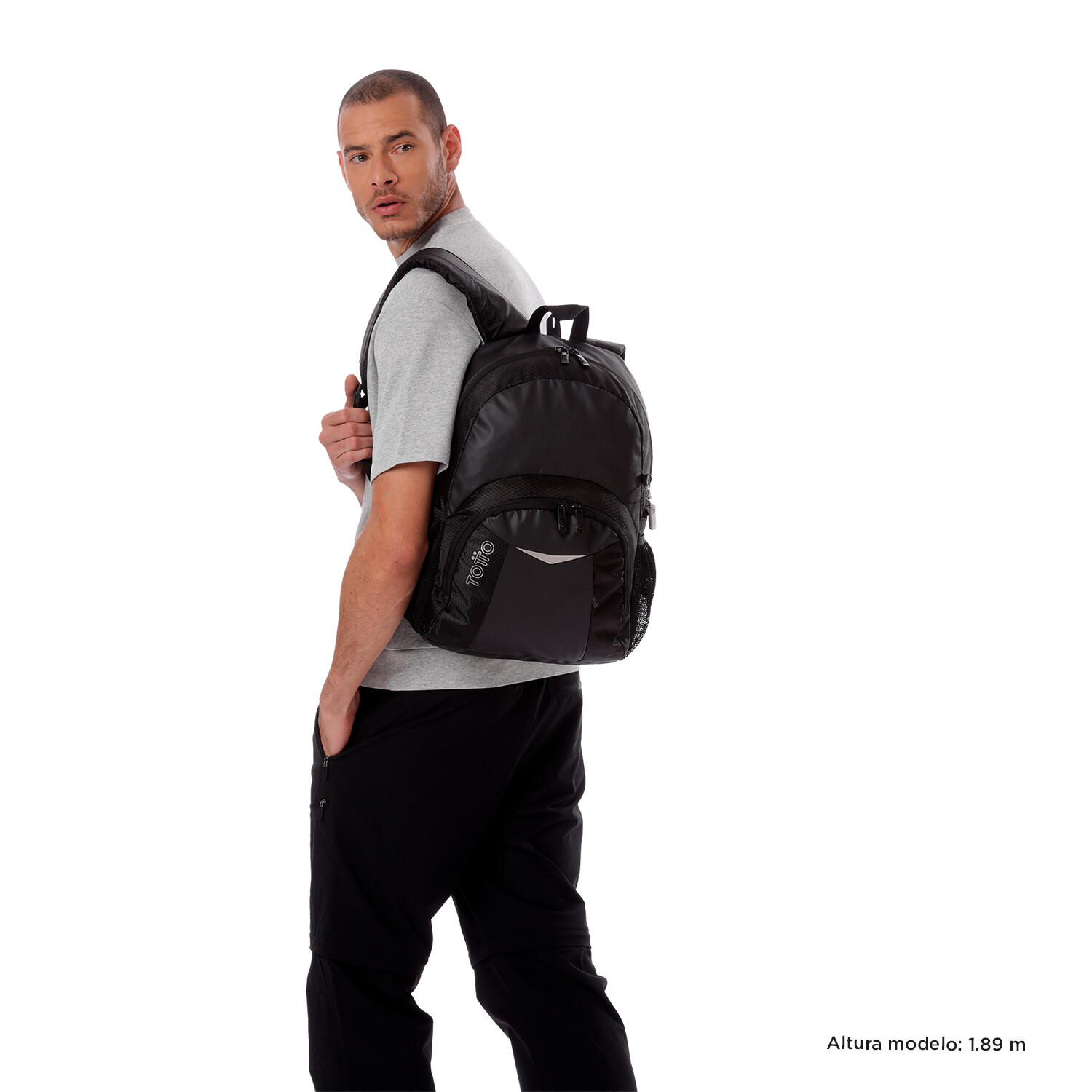 Totto Mochila urbana Teck 2.0 Negro Poliéster 31 x 43 x 14 cm 2/5