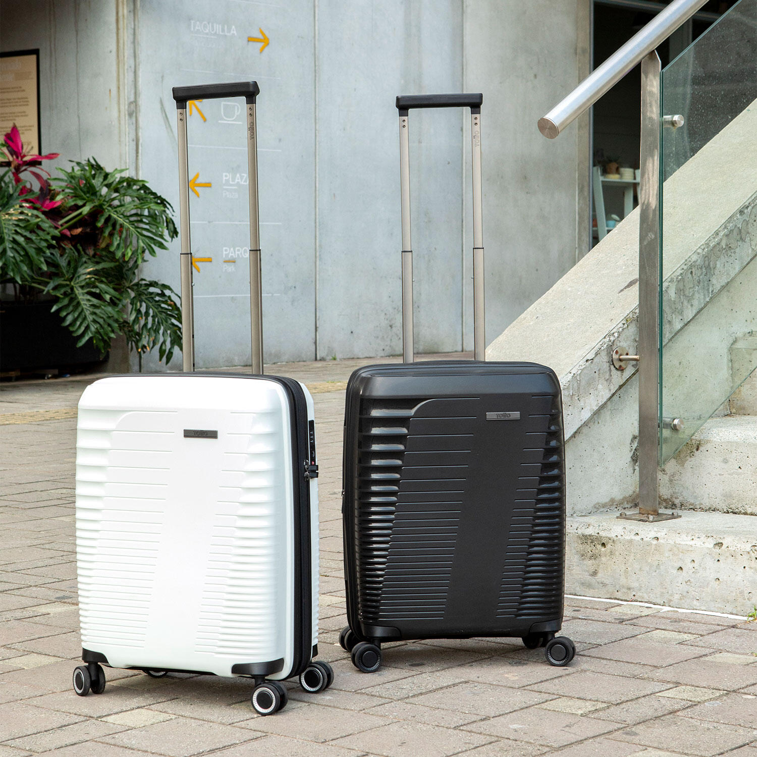Totto Maleta de cabina Traveler Blanco Polipropileno 39 x 55.5 x 26.5 cm 4/5