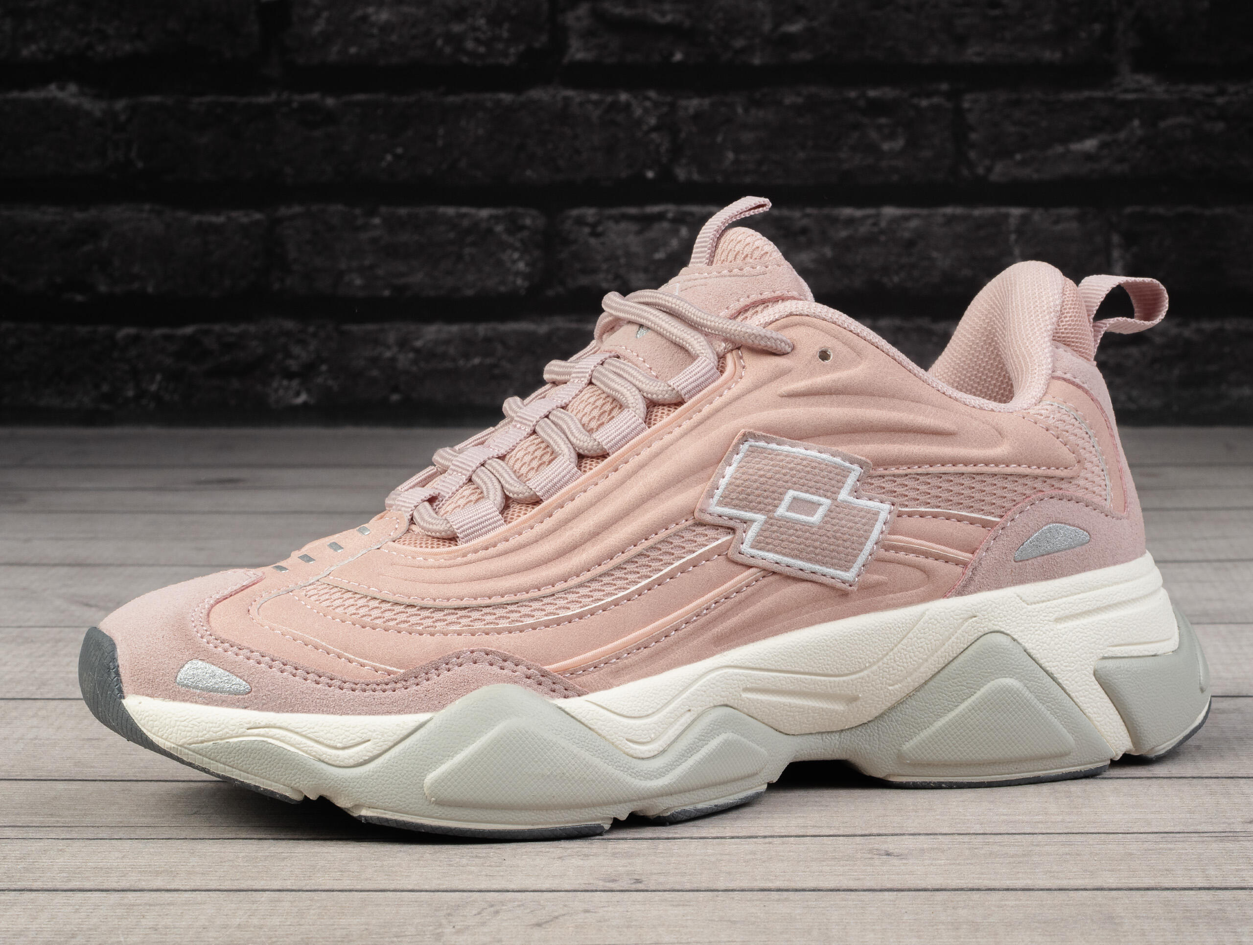 Buty sneakersy damskie sportowe Lotto WANY 3/6