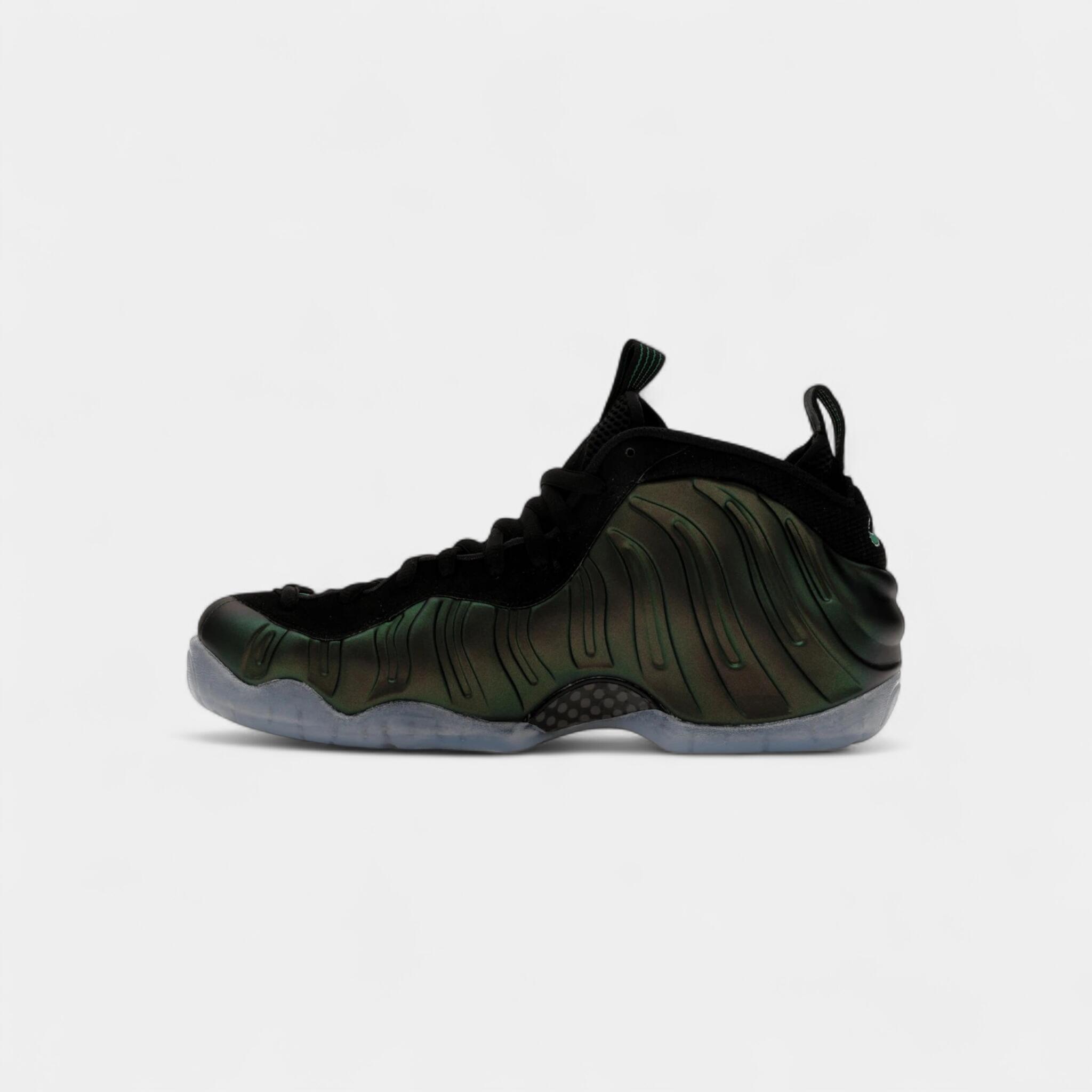 Nike Air Foamposite Pro Pine Green (2025) 4/4