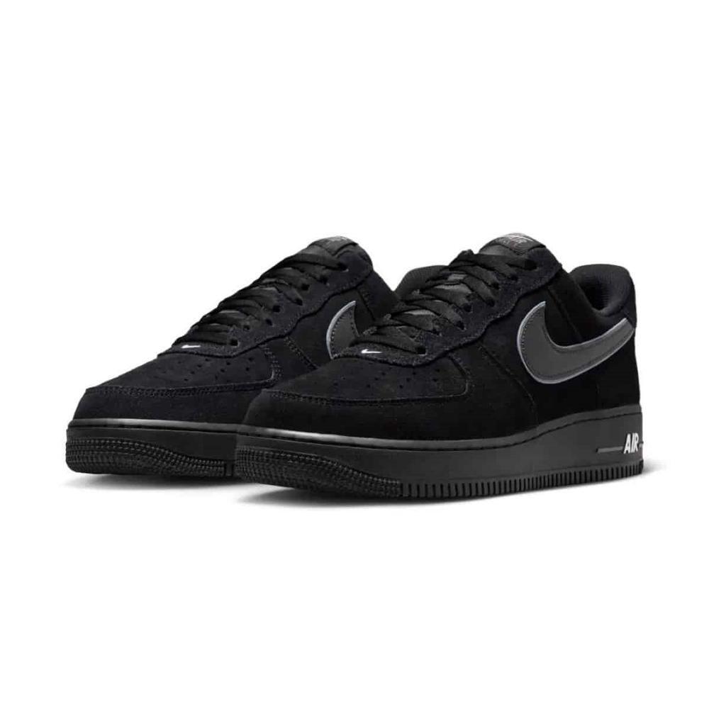 NIKE picture